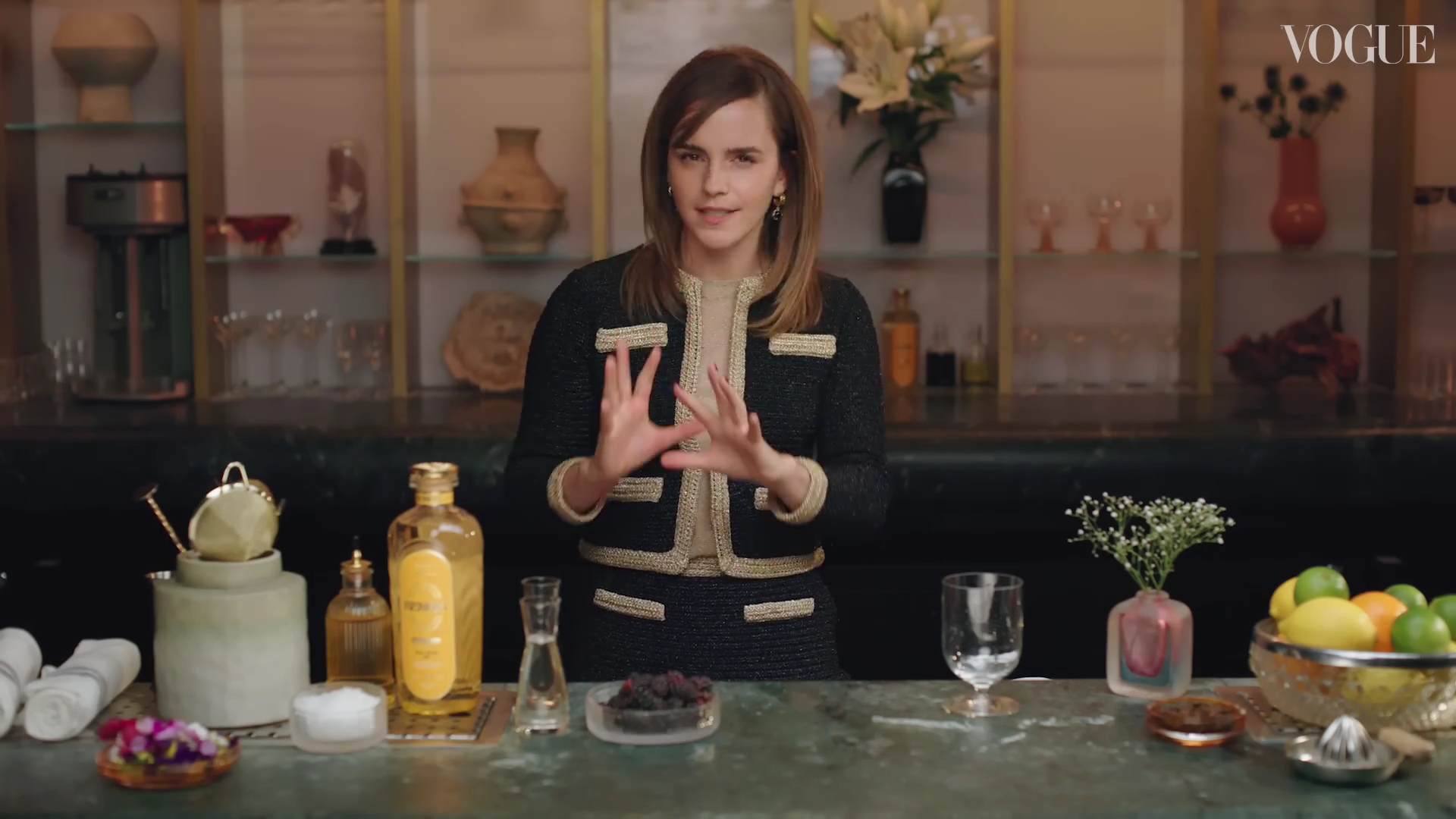 EmmaWatsonFan-dot-nl-2023VougeUK-MakingCocktails0182.jpg