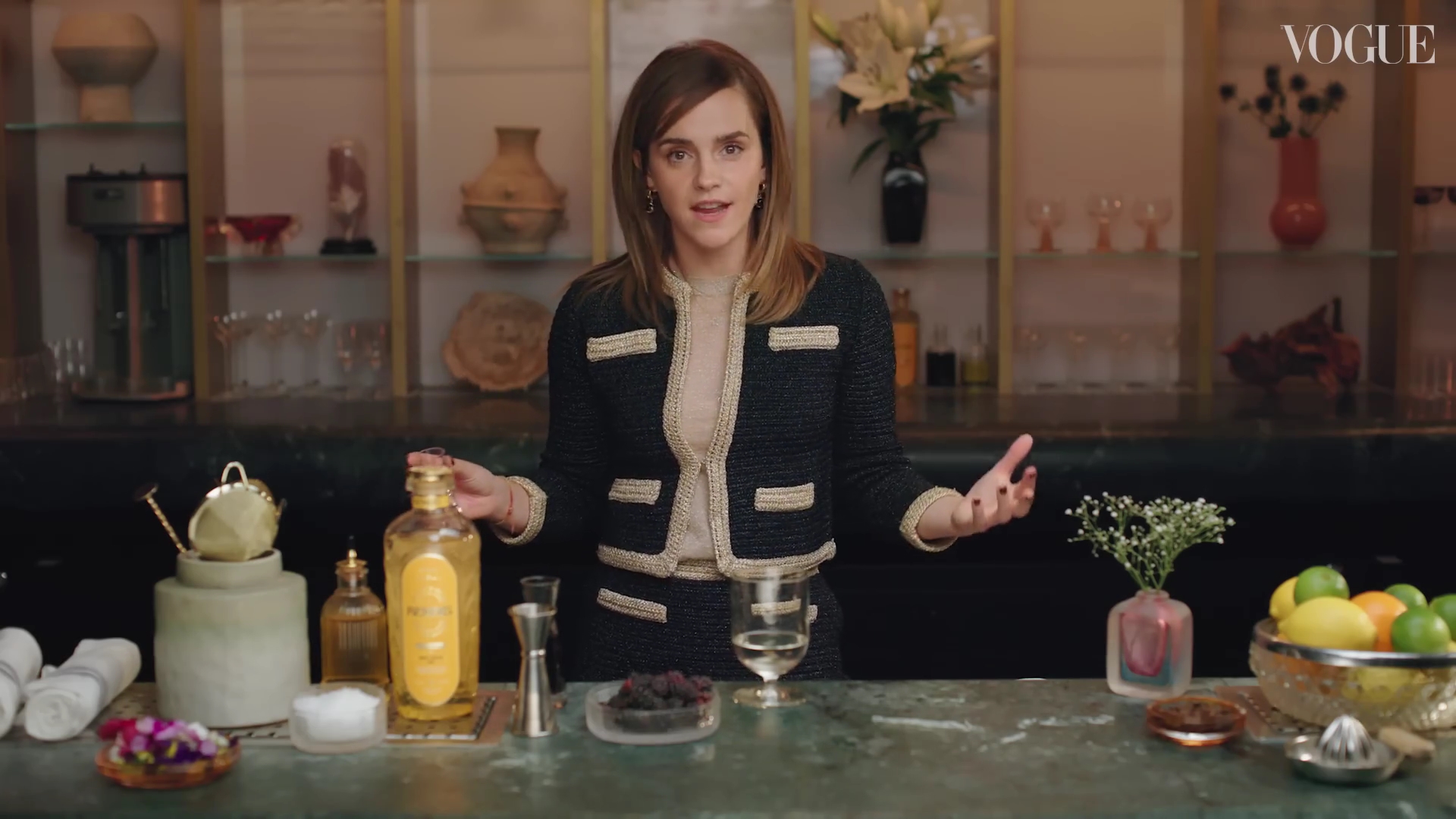 EmmaWatsonFan-dot-nl-2023VougeUK-MakingCocktails0205.jpg