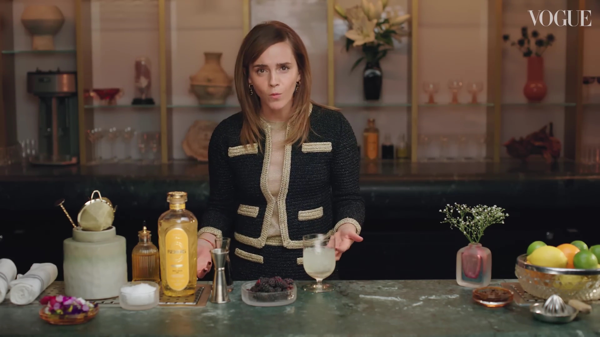 EmmaWatsonFan-dot-nl-2023VougeUK-MakingCocktails0221.jpg