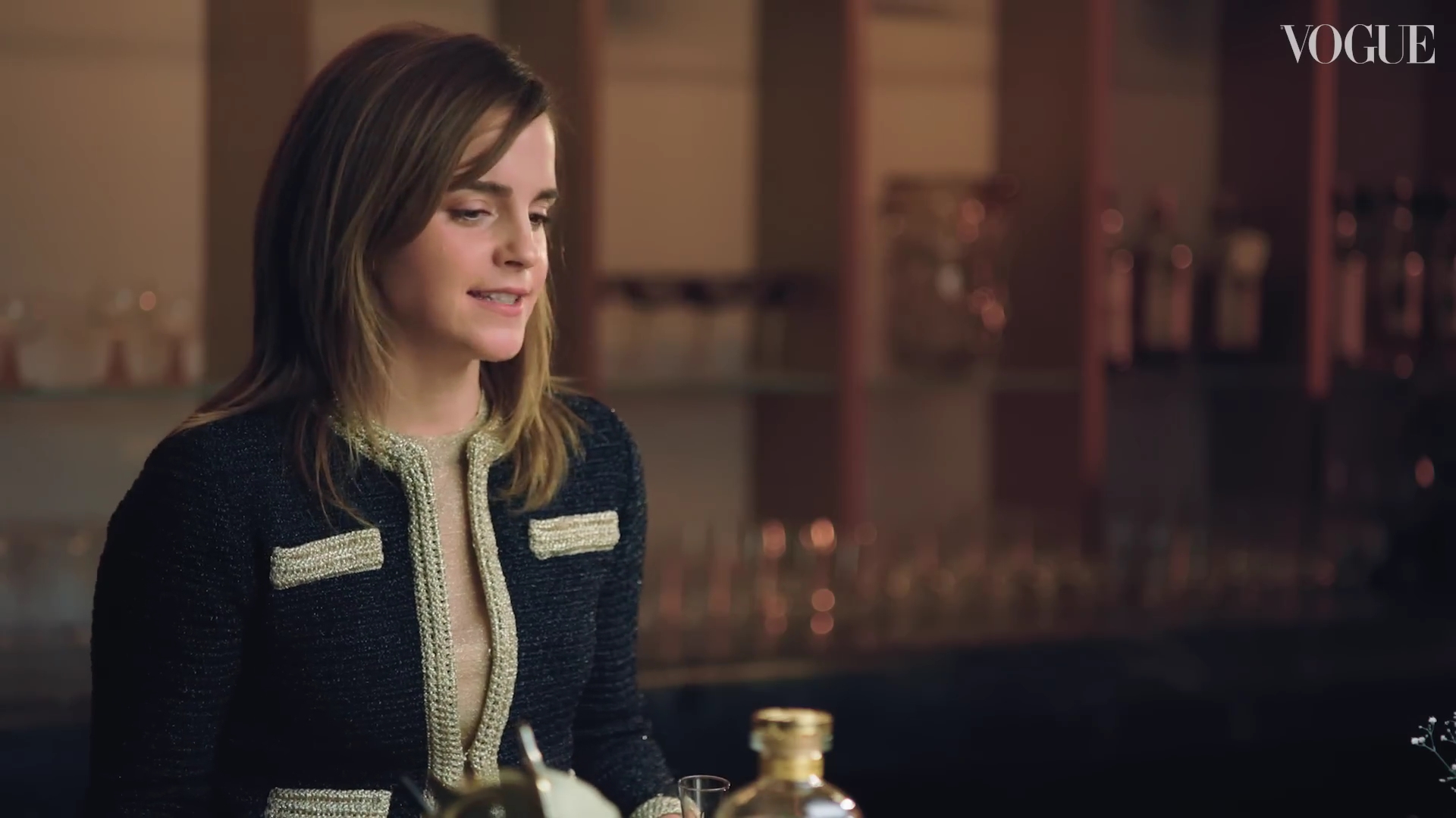 EmmaWatsonFan-dot-nl-2023VougeUK-MakingCocktails0231.jpg