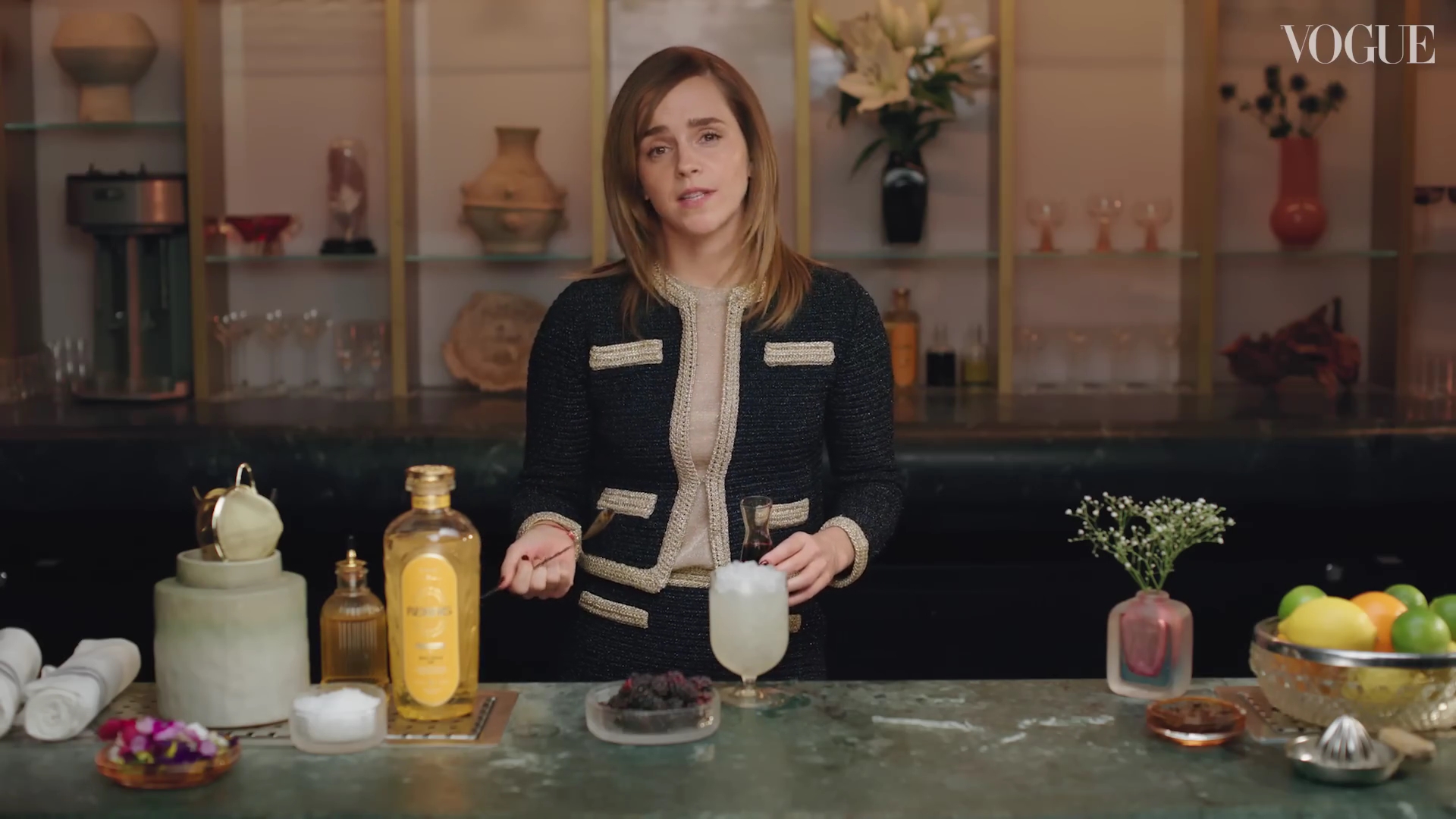 EmmaWatsonFan-dot-nl-2023VougeUK-MakingCocktails0237.jpg EmmaWatsonFan-dot-nl-2023VougeUK-MakingCocktails0237.jpg