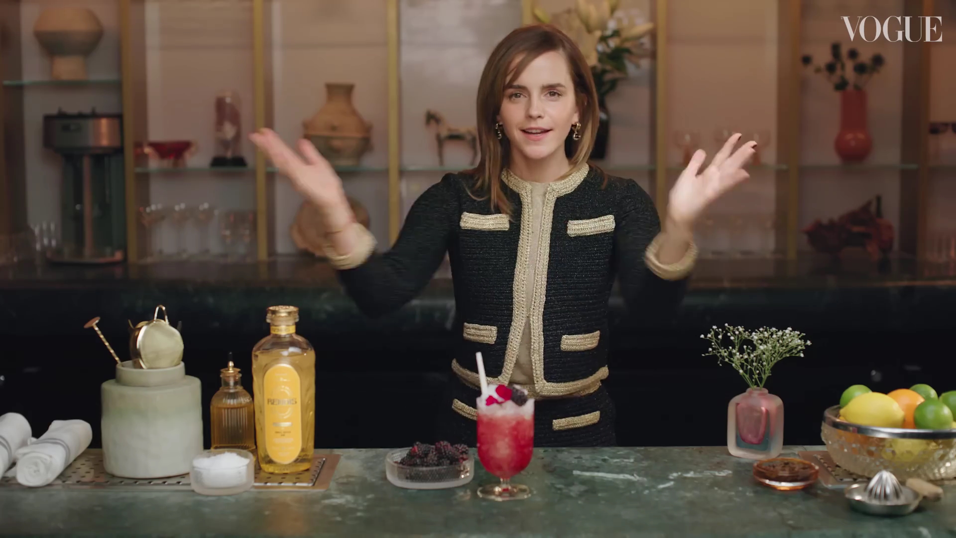EmmaWatsonFan-dot-nl-2023VougeUK-MakingCocktails0252.jpg