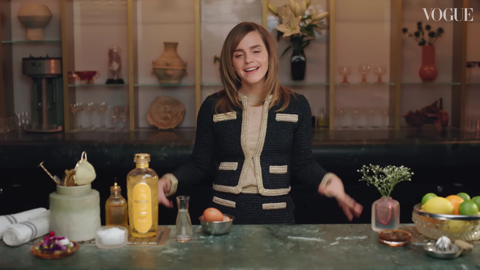 EmmaWatsonFan-dot-nl-2023VougeUK-MakingCocktails0264.jpg