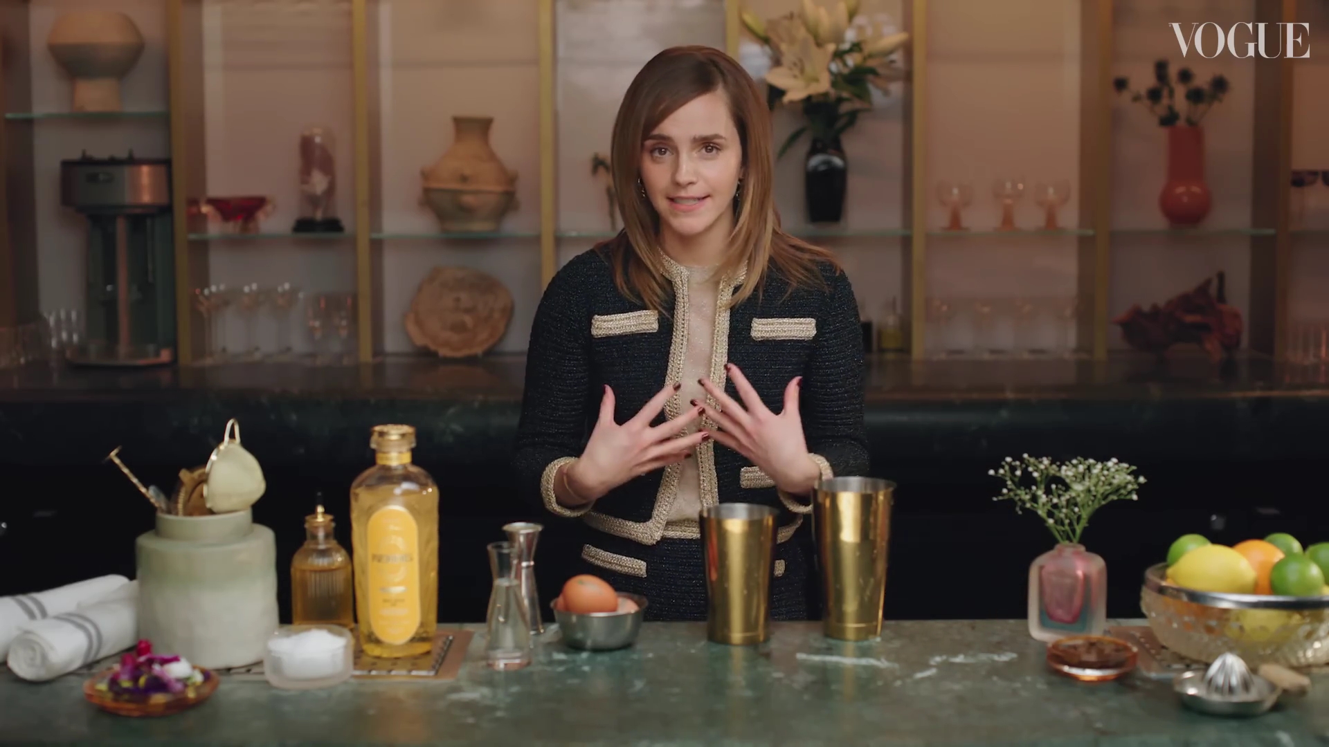 EmmaWatsonFan-dot-nl-2023VougeUK-MakingCocktails0290.jpg