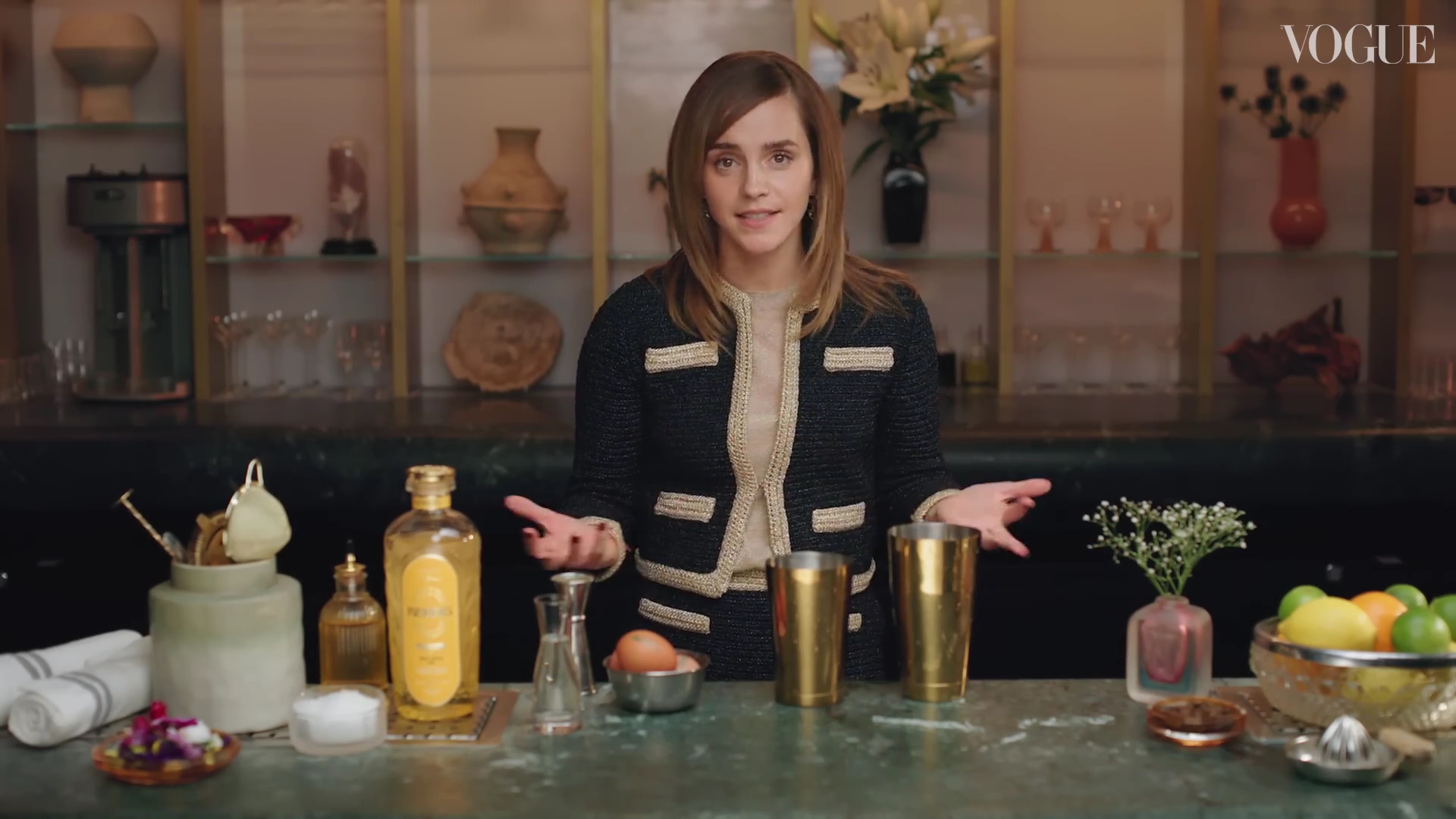 EmmaWatsonFan-dot-nl-2023VougeUK-MakingCocktails0291.jpg