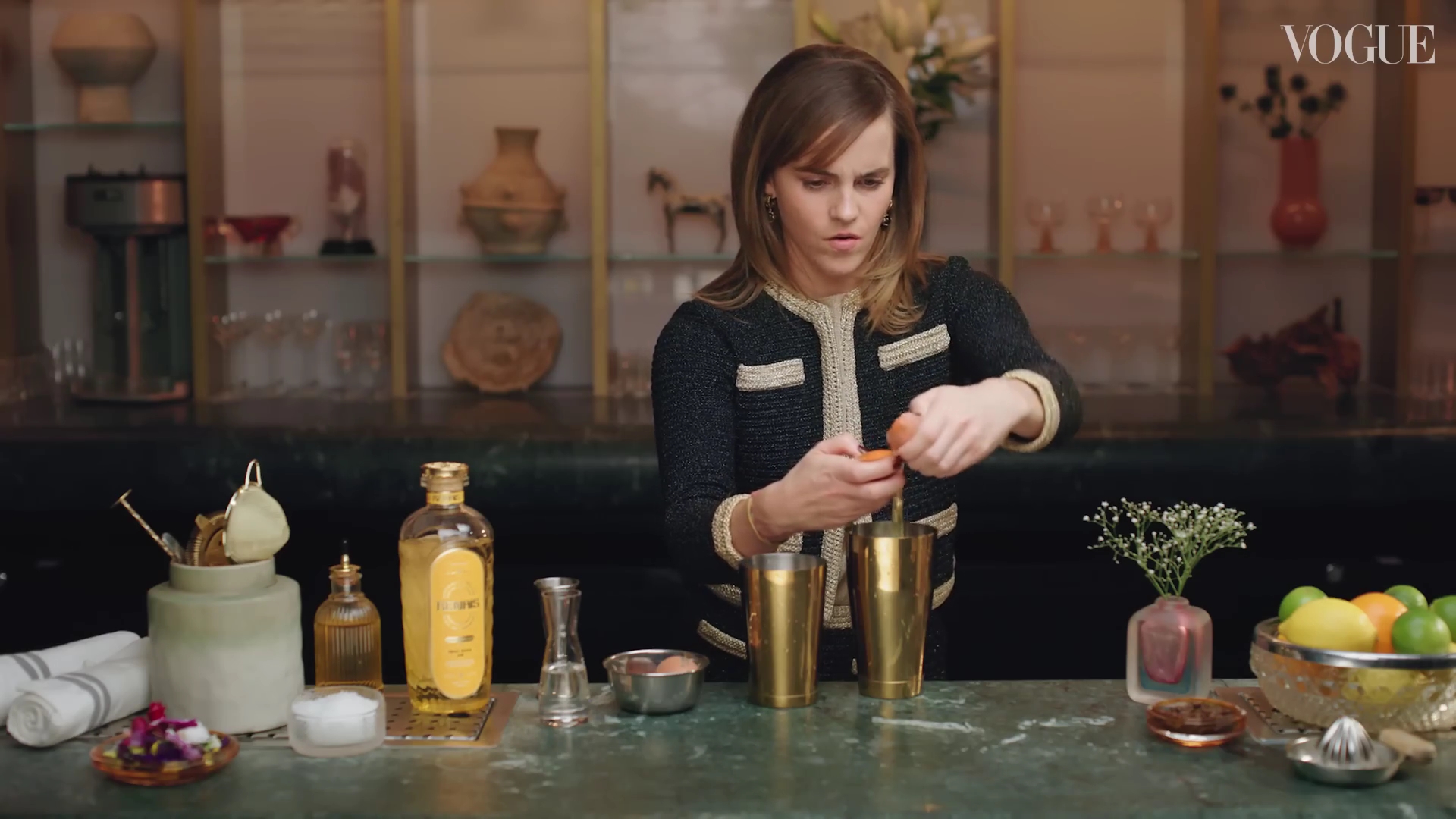 EmmaWatsonFan-dot-nl-2023VougeUK-MakingCocktails0319.jpg