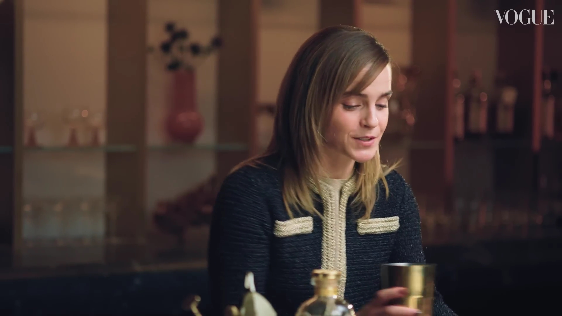 EmmaWatsonFan-dot-nl-2023VougeUK-MakingCocktails0345.jpg EmmaWatsonFan-dot-nl-2023VougeUK-MakingCocktails0345.jpg