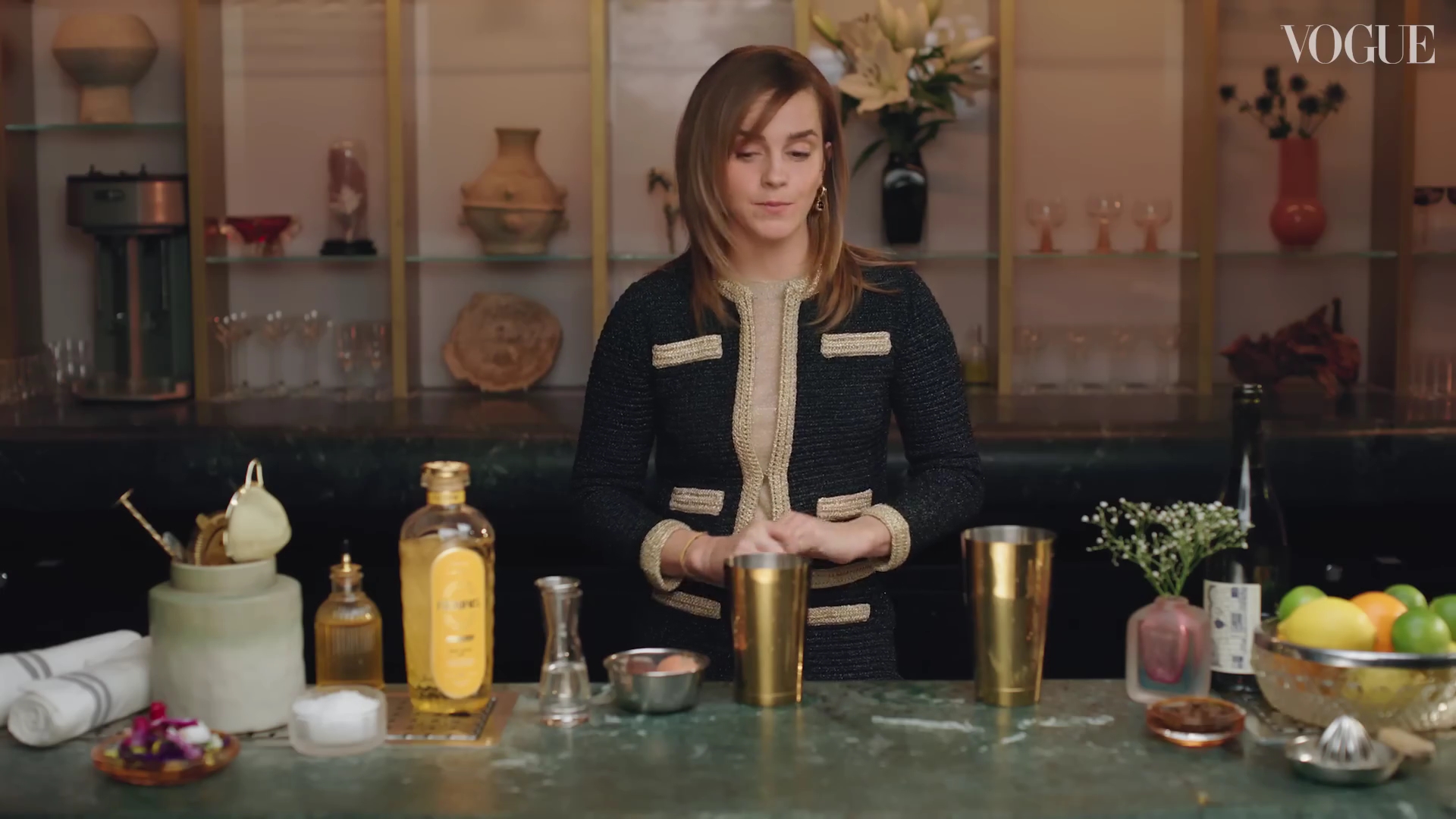 EmmaWatsonFan-dot-nl-2023VougeUK-MakingCocktails0350.jpg