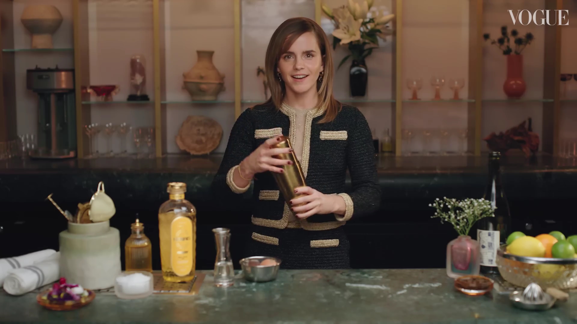 EmmaWatsonFan-dot-nl-2023VougeUK-MakingCocktails0357.jpg