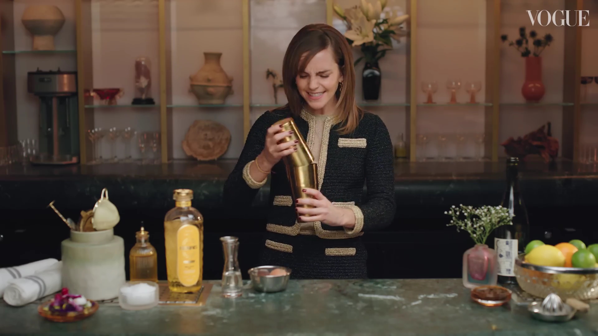 EmmaWatsonFan-dot-nl-2023VougeUK-MakingCocktails0358.jpg