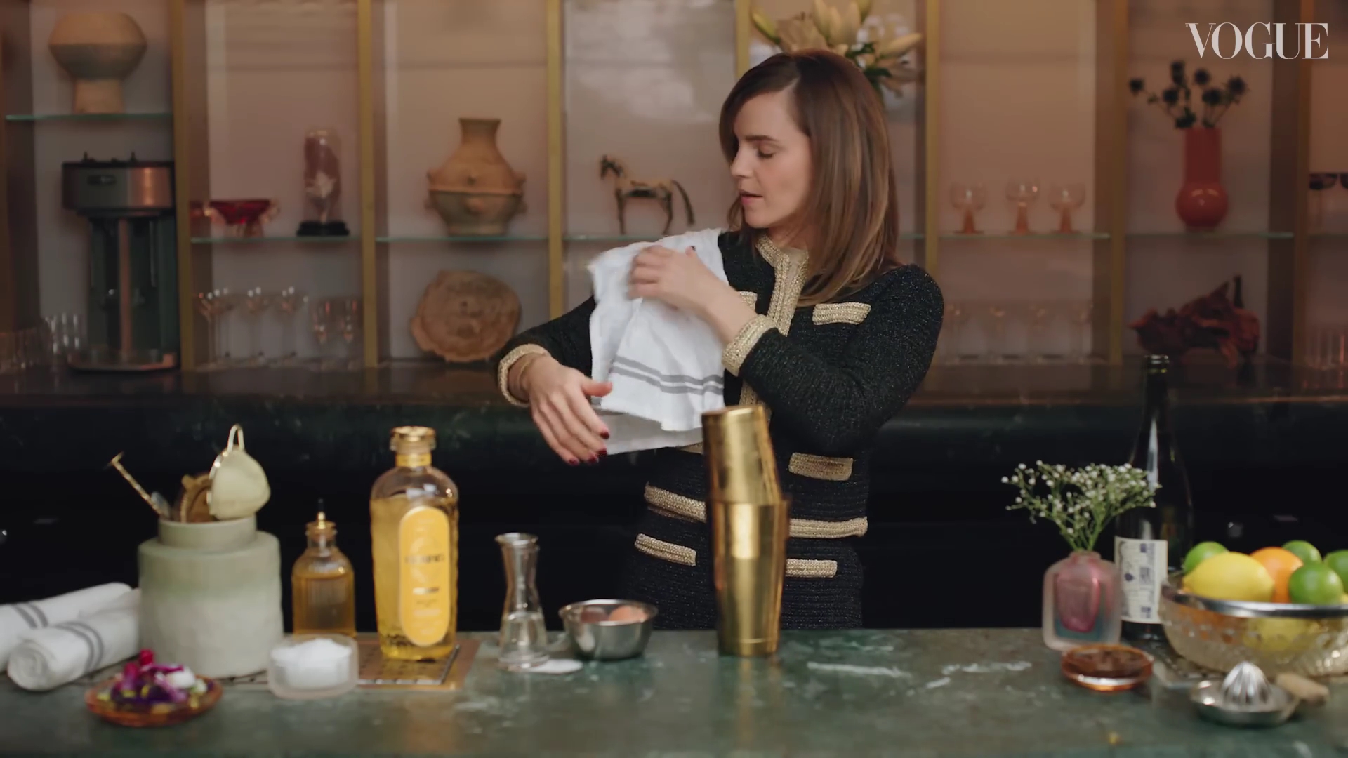 EmmaWatsonFan-dot-nl-2023VougeUK-MakingCocktails0377.jpg EmmaWatsonFan-dot-nl-2023VougeUK-MakingCocktails0377.jpg