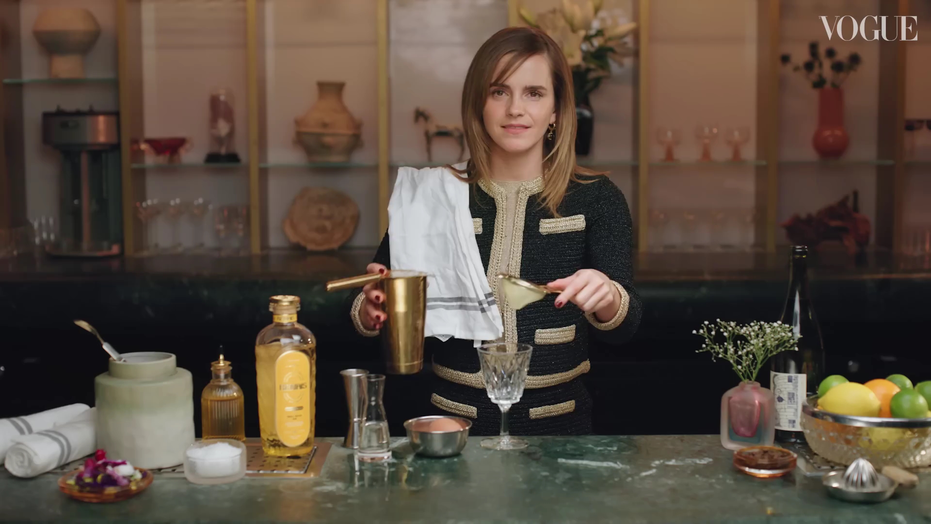 EmmaWatsonFan-dot-nl-2023VougeUK-MakingCocktails0392.jpg