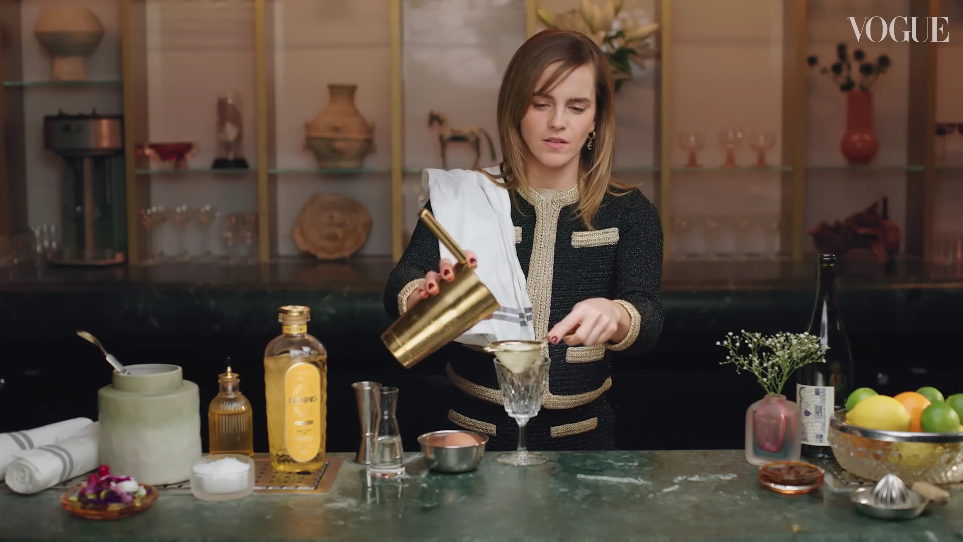 EmmaWatsonFan-dot-nl-2023VougeUK-MakingCocktails0393.jpg
