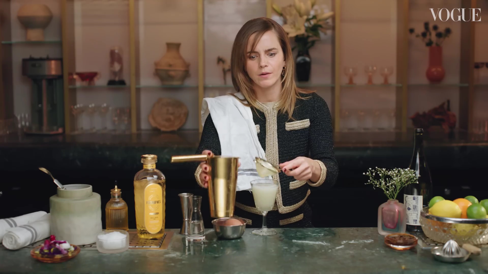 EmmaWatsonFan-dot-nl-2023VougeUK-MakingCocktails0399.jpg