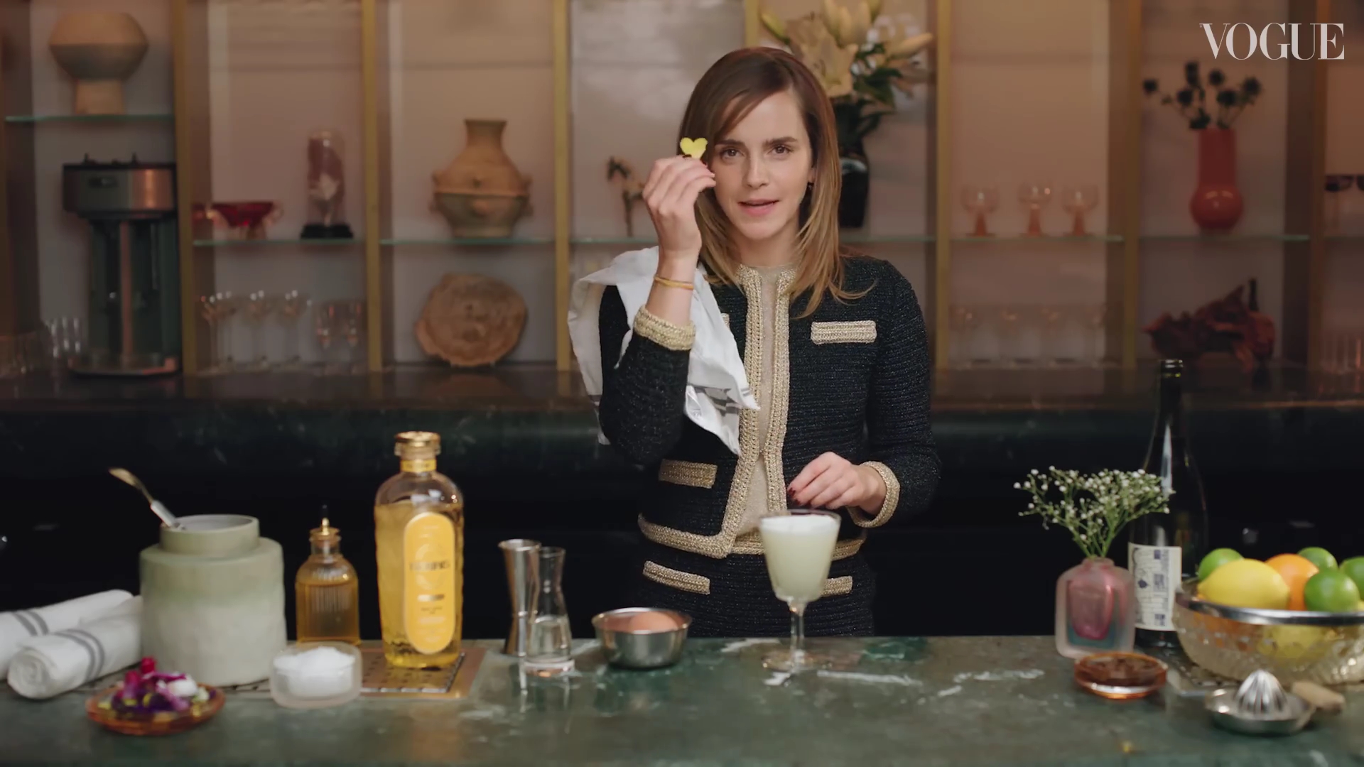 EmmaWatsonFan-dot-nl-2023VougeUK-MakingCocktails0406.jpg
