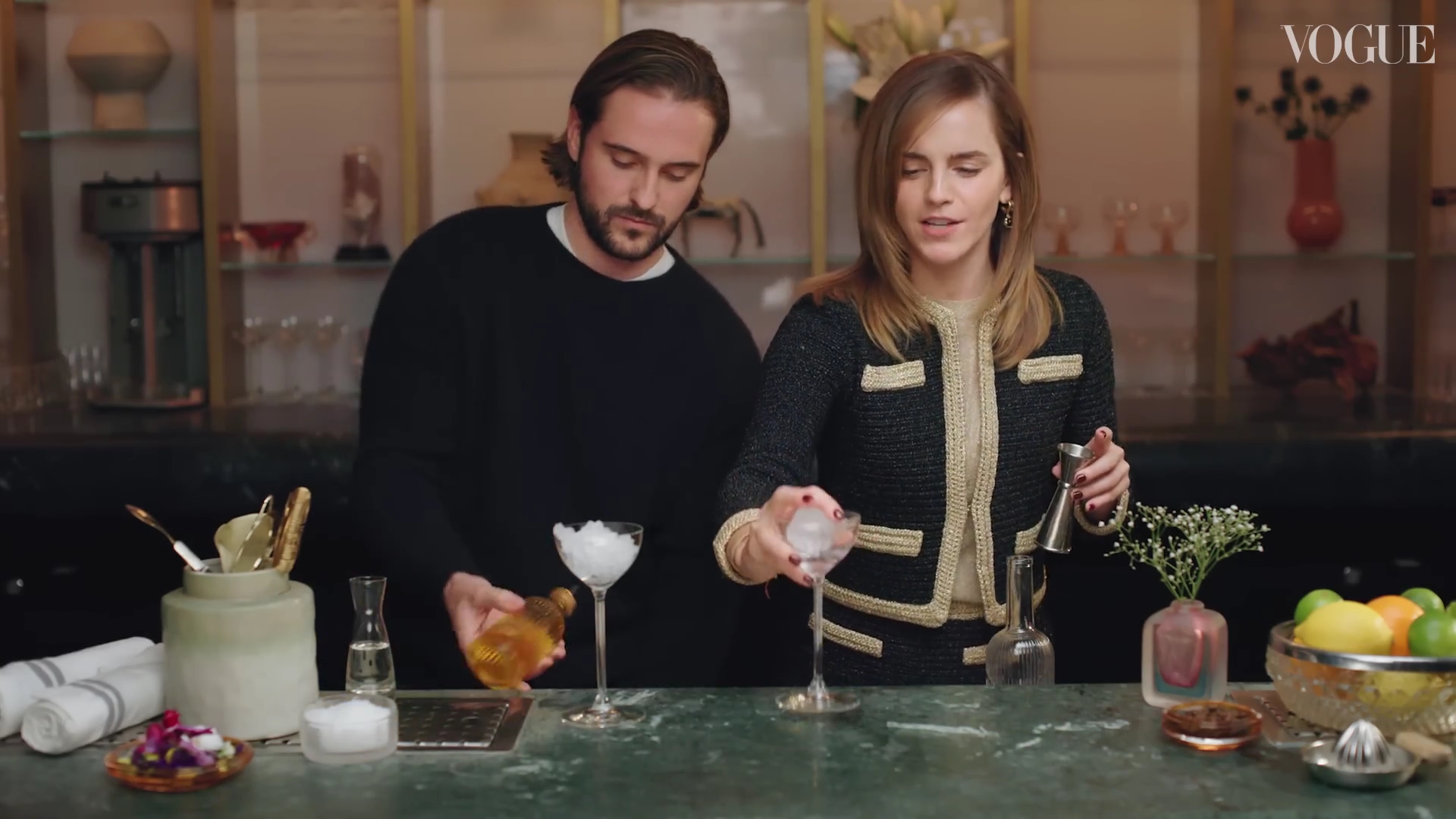 EmmaWatsonFan-dot-nl-2023VougeUK-MakingCocktails0440.jpg