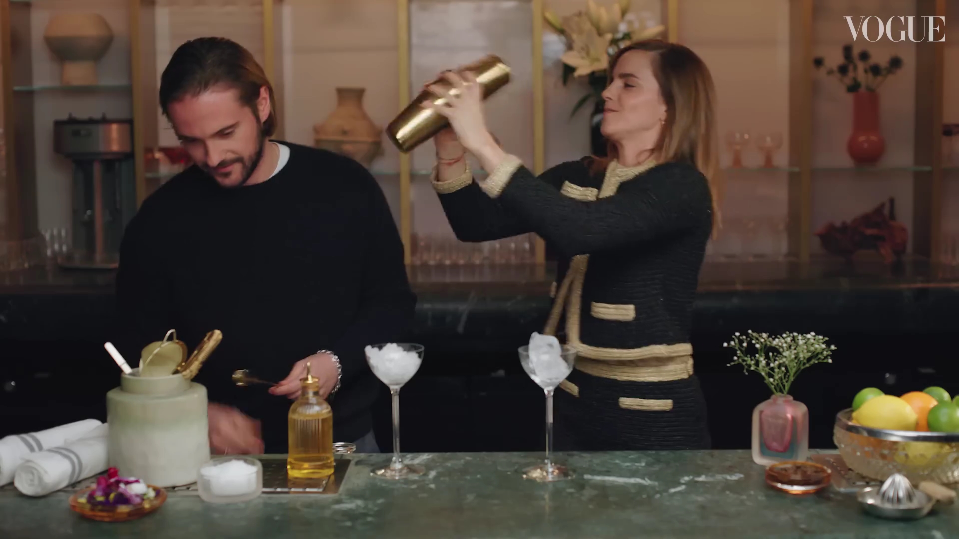 EmmaWatsonFan-dot-nl-2023VougeUK-MakingCocktails0461.jpg EmmaWatsonFan-dot-nl-2023VougeUK-MakingCocktails0461.jpg