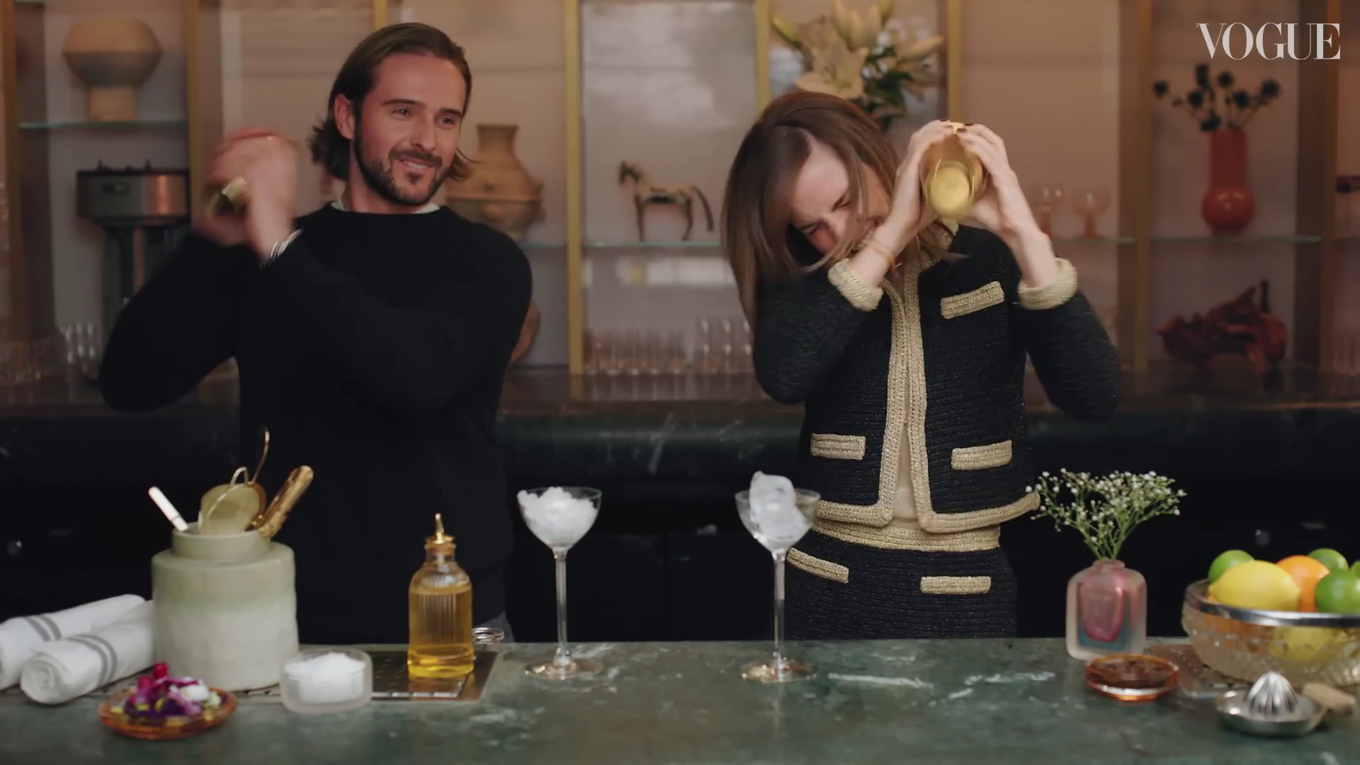 EmmaWatsonFan-dot-nl-2023VougeUK-MakingCocktails0463.jpg