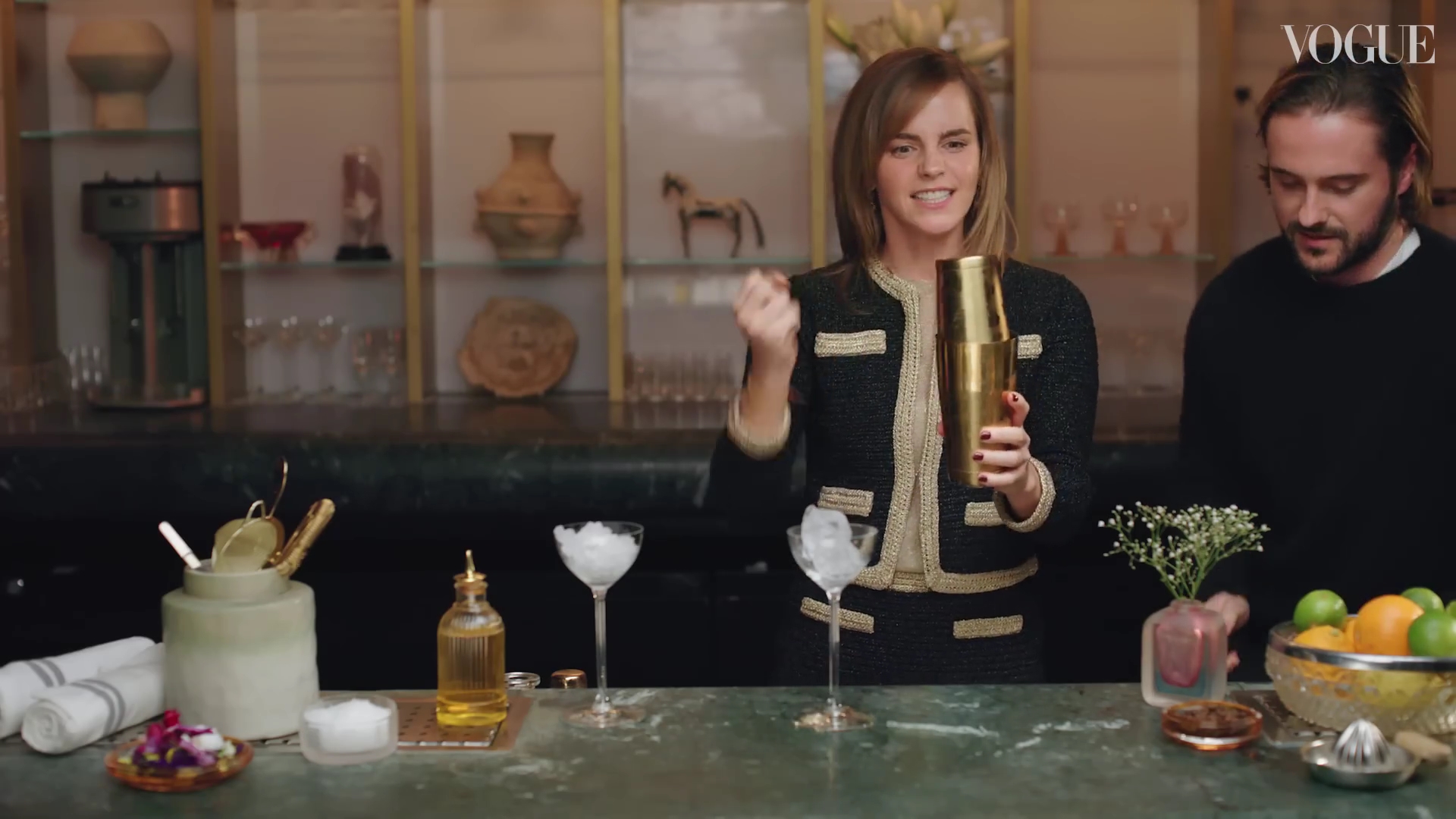 EmmaWatsonFan-dot-nl-2023VougeUK-MakingCocktails0465.jpg EmmaWatsonFan-dot-nl-2023VougeUK-MakingCocktails0465.jpg