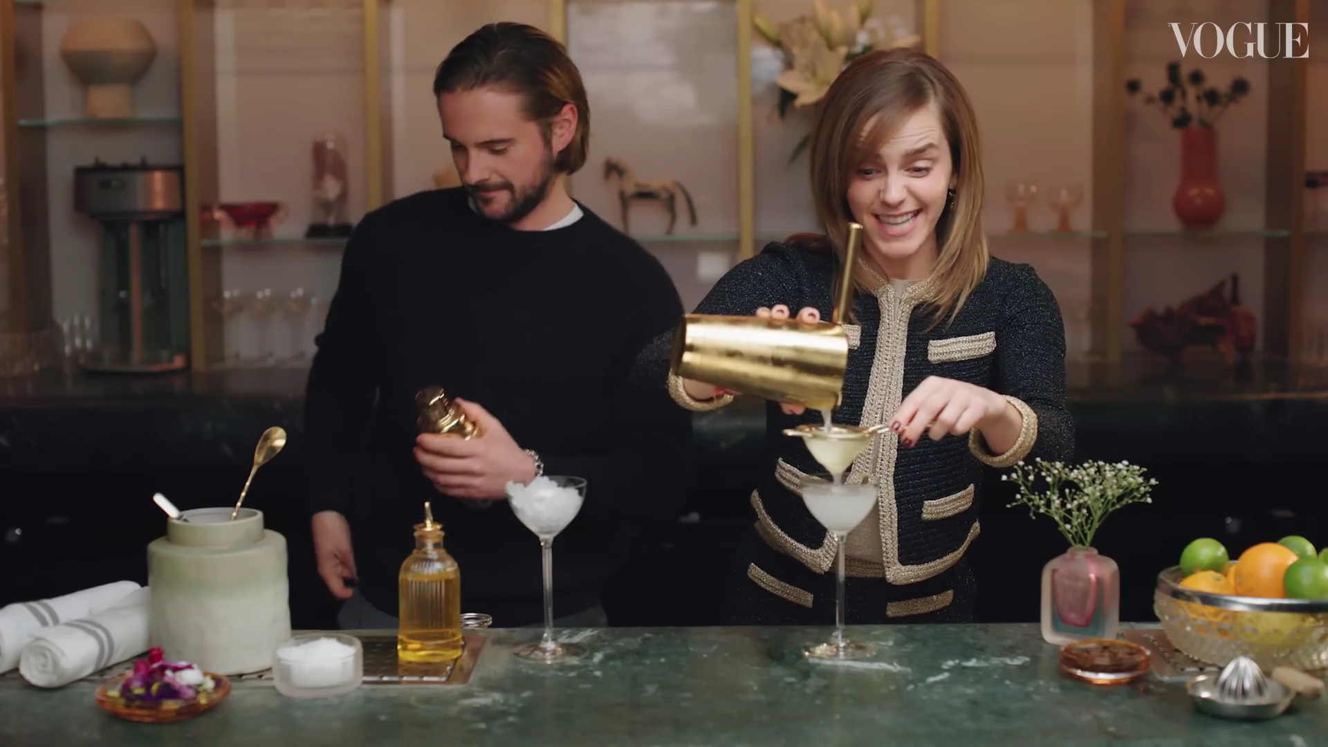 EmmaWatsonFan-dot-nl-2023VougeUK-MakingCocktails0473.jpg EmmaWatsonFan-dot-nl-2023VougeUK-MakingCocktails0473.jpg