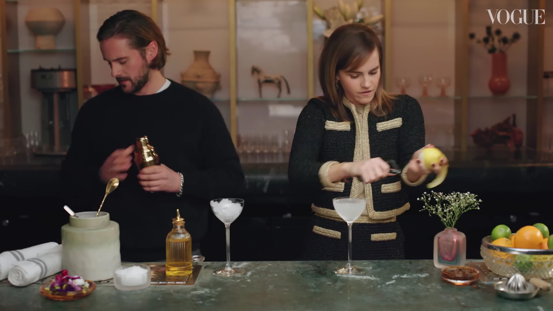 EmmaWatsonFan-dot-nl-2023VougeUK-MakingCocktails0486.jpg