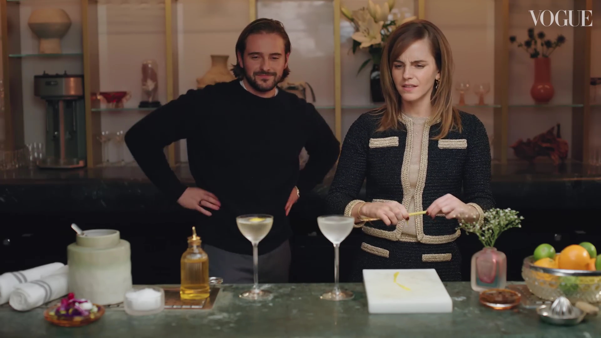 EmmaWatsonFan-dot-nl-2023VougeUK-MakingCocktails0501.jpg