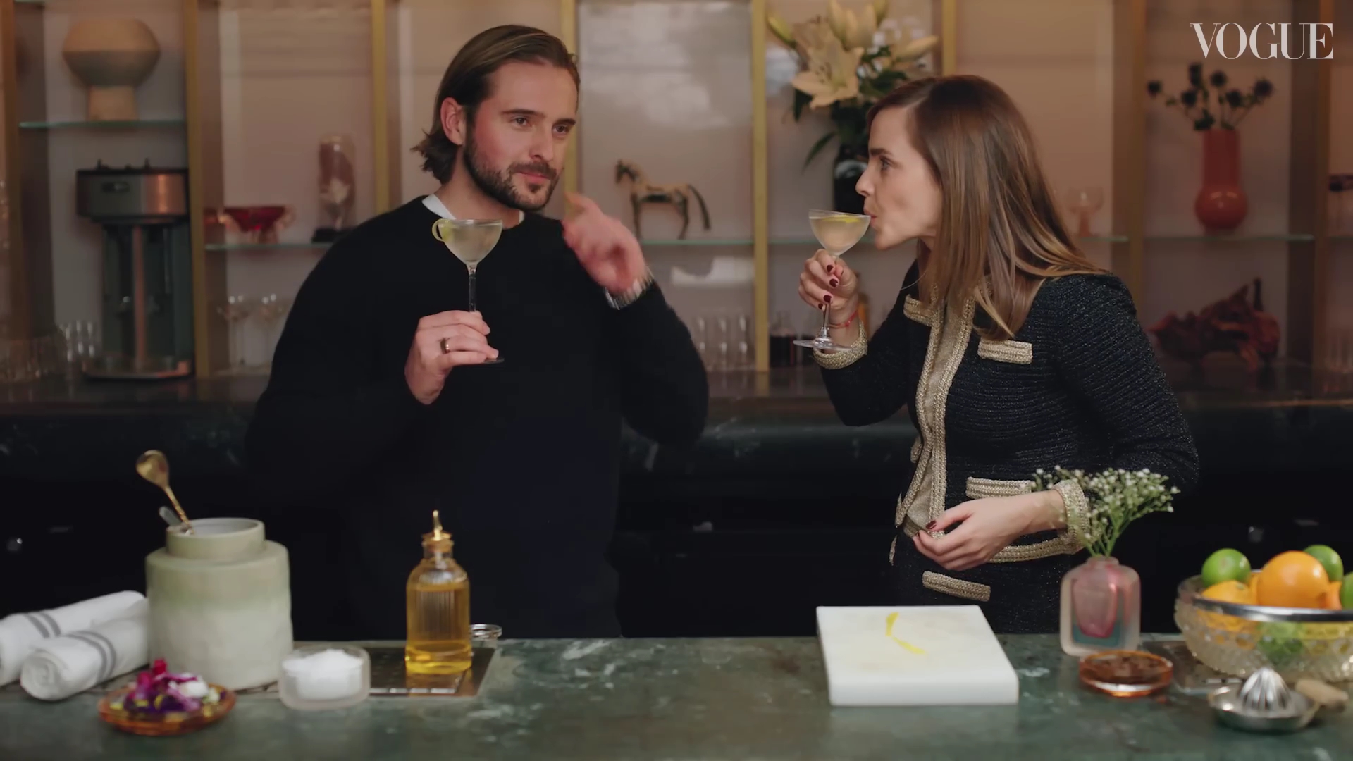 EmmaWatsonFan-dot-nl-2023VougeUK-MakingCocktails0512.jpg