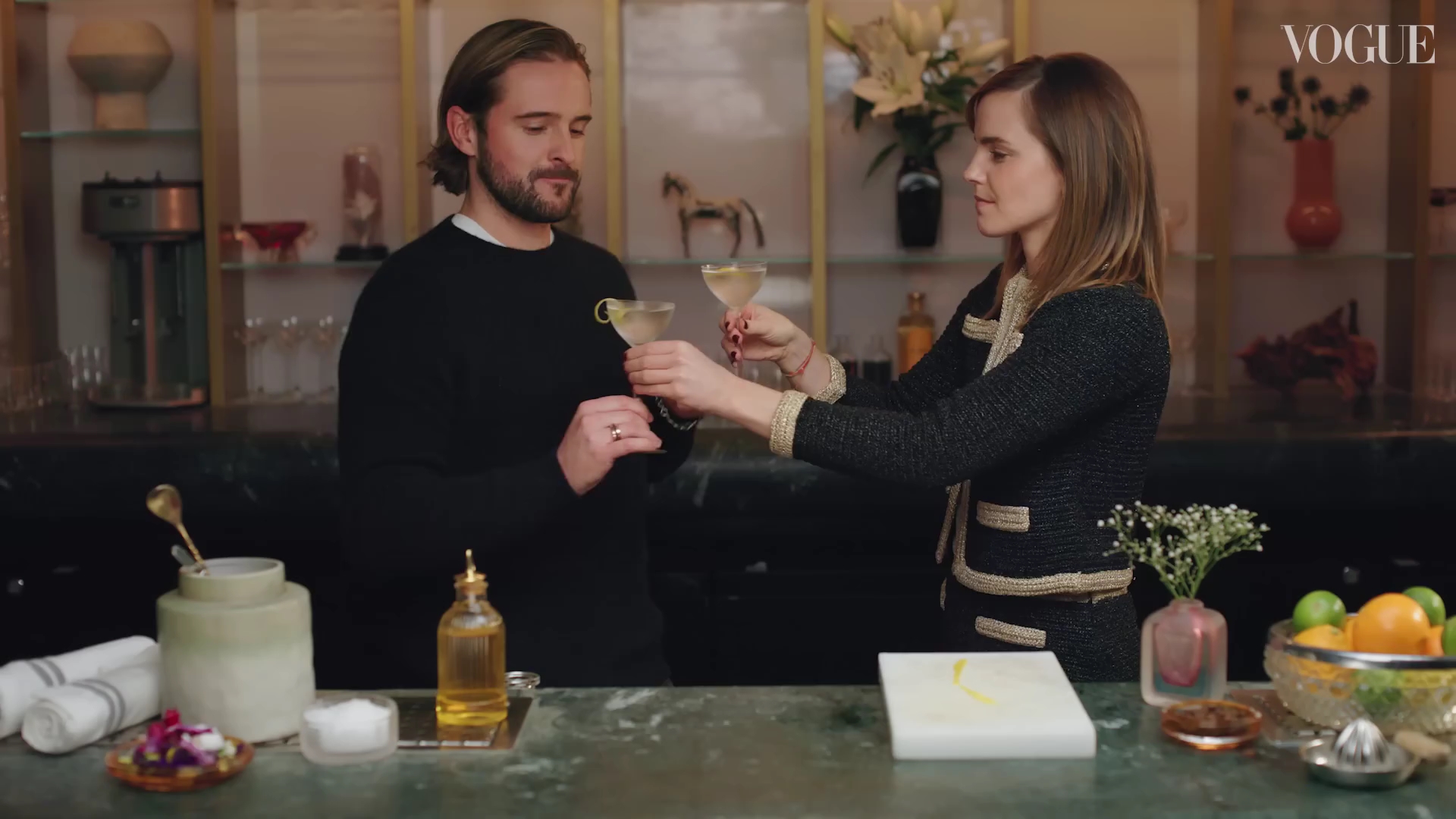 EmmaWatsonFan-dot-nl-2023VougeUK-MakingCocktails0515.jpg