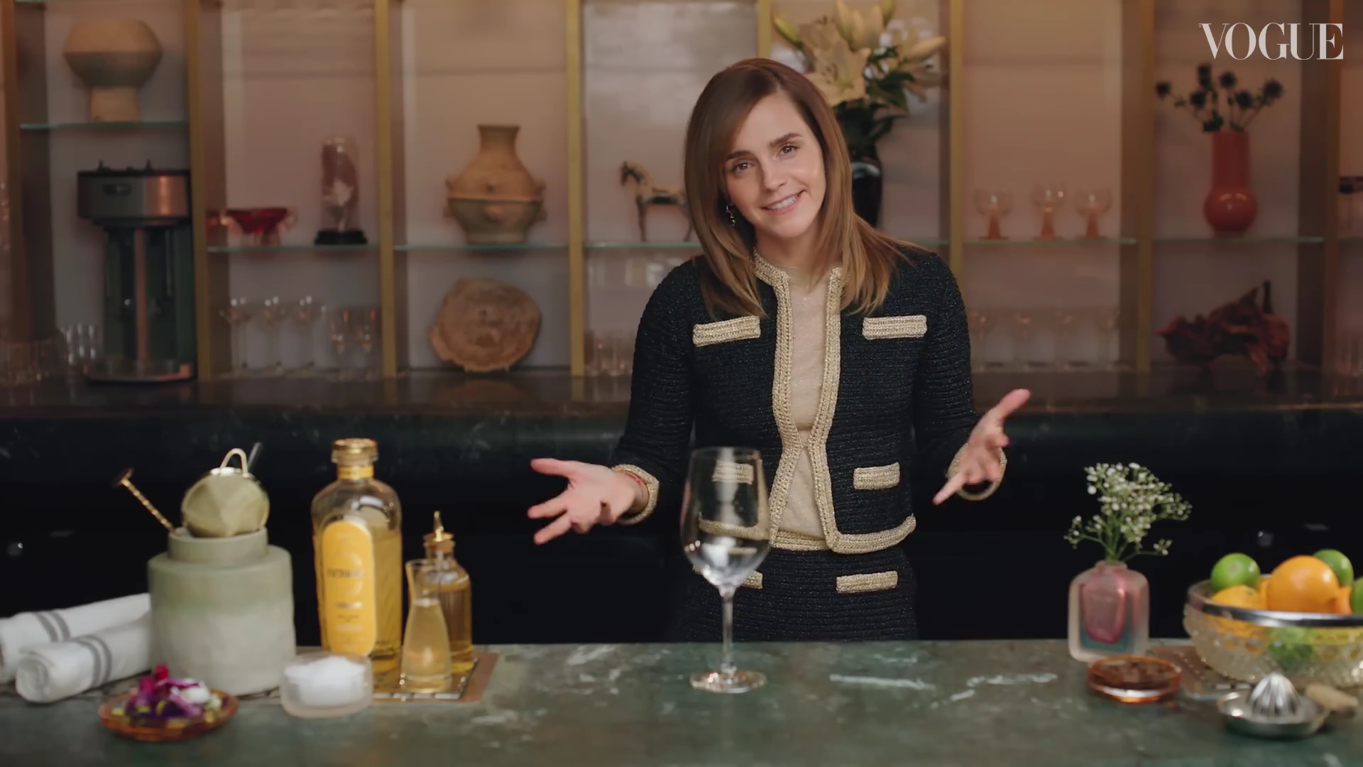 EmmaWatsonFan-dot-nl-2023VougeUK-MakingCocktails0539.jpg EmmaWatsonFan-dot-nl-2023VougeUK-MakingCocktails0539.jpg