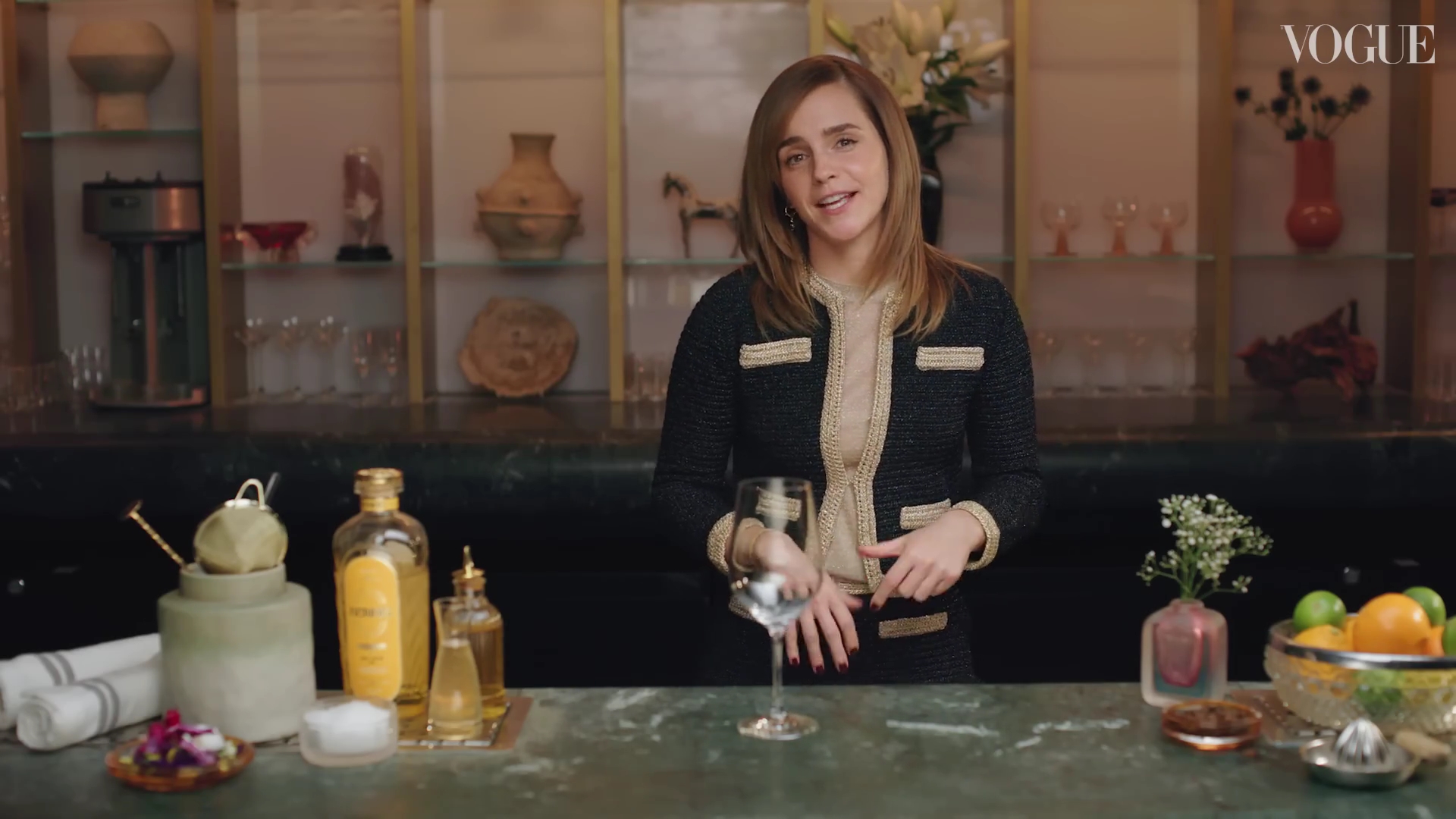 EmmaWatsonFan-dot-nl-2023VougeUK-MakingCocktails0540.jpg