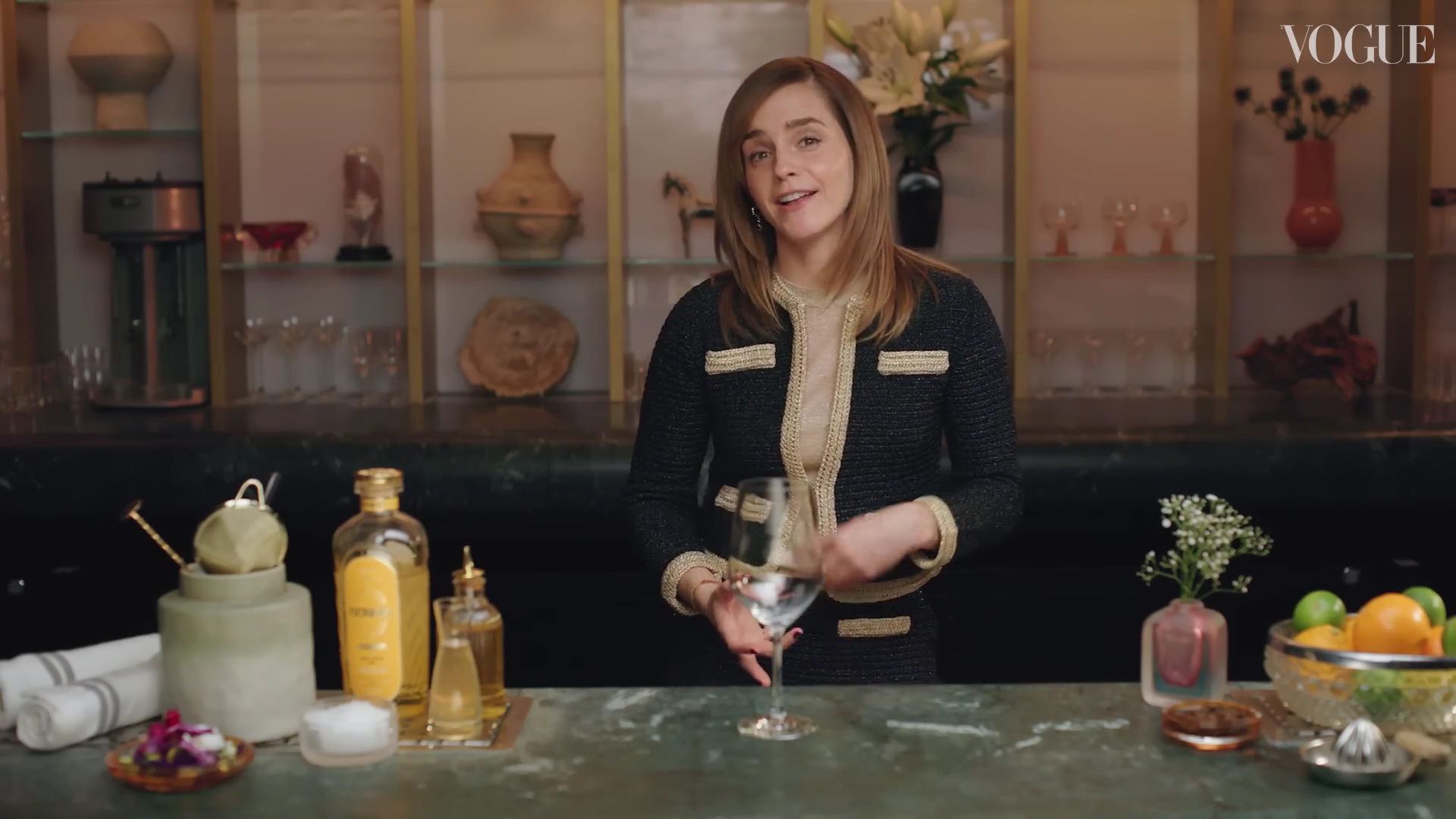 EmmaWatsonFan-dot-nl-2023VougeUK-MakingCocktails0542.jpg