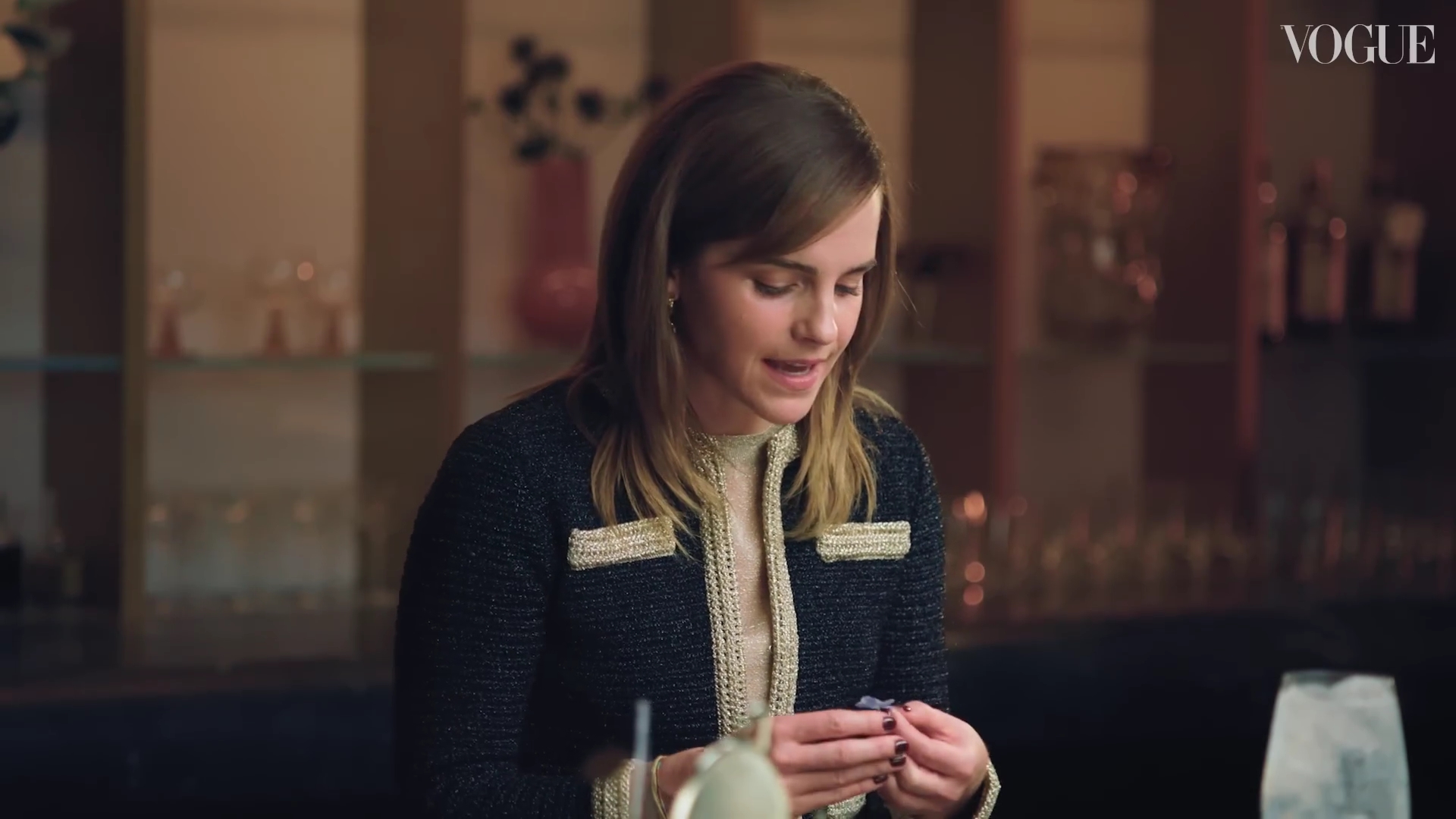 EmmaWatsonFan-dot-nl-2023VougeUK-MakingCocktails0622.jpg