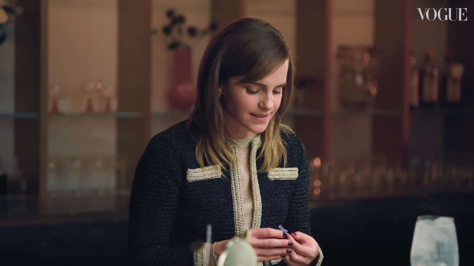 EmmaWatsonFan-dot-nl-2023VougeUK-MakingCocktails0623.jpg