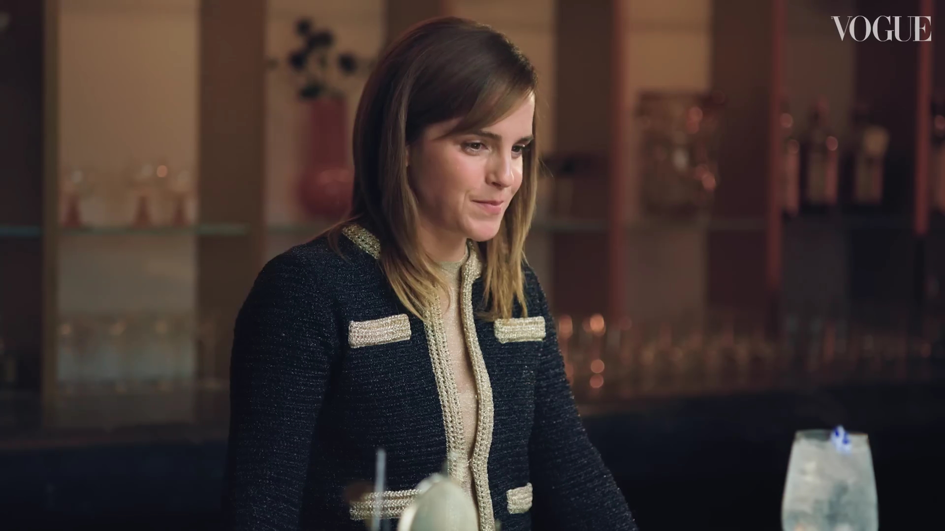 EmmaWatsonFan-dot-nl-2023VougeUK-MakingCocktails0628.jpg