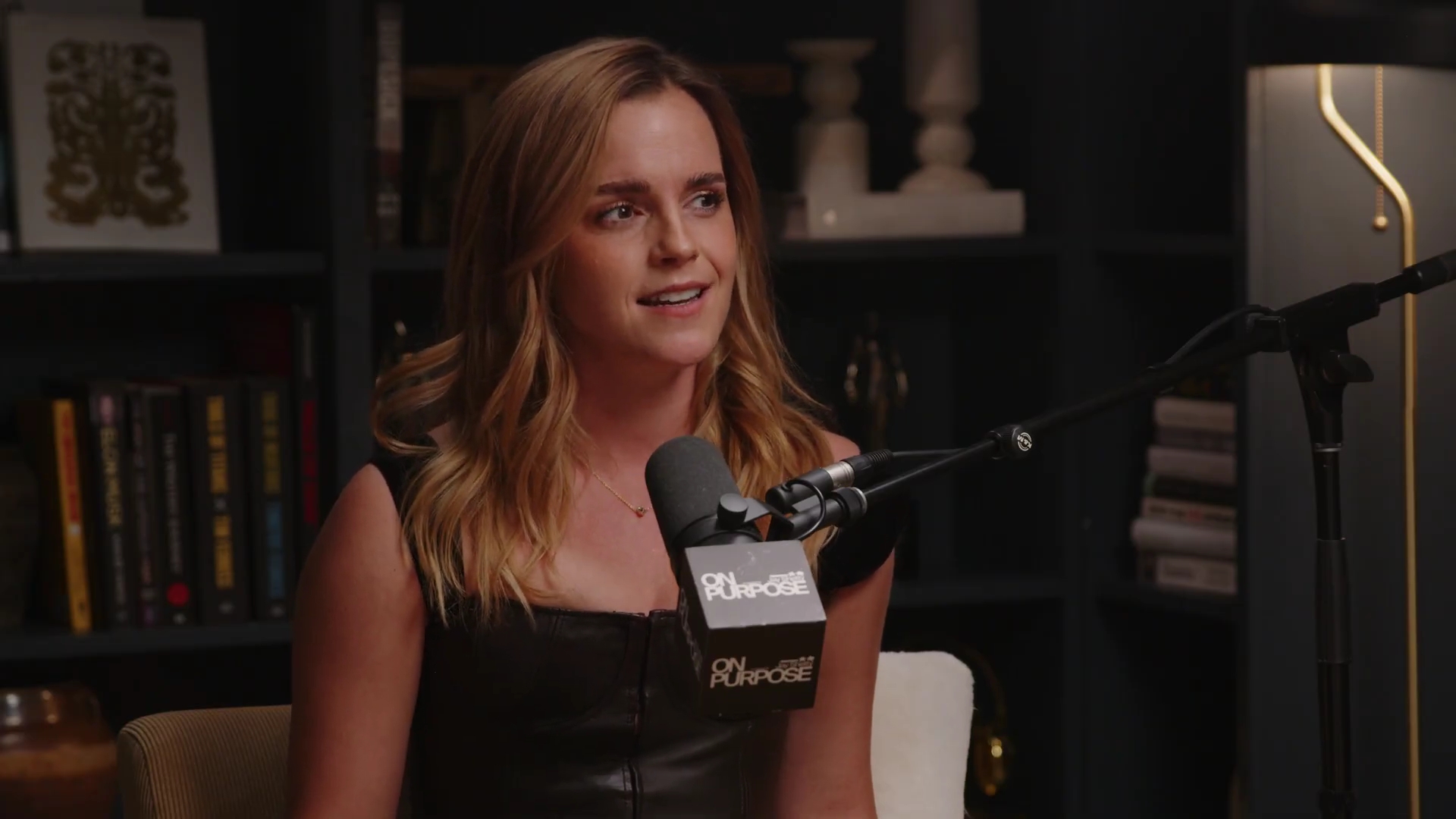 EmmaWatsonFan-dot-nl_2025OnPurposeWithJayShetty0026.jpg