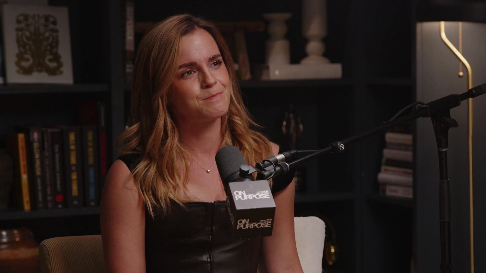 EmmaWatsonFan-dot-nl_2025OnPurposeWithJayShetty0048.jpg