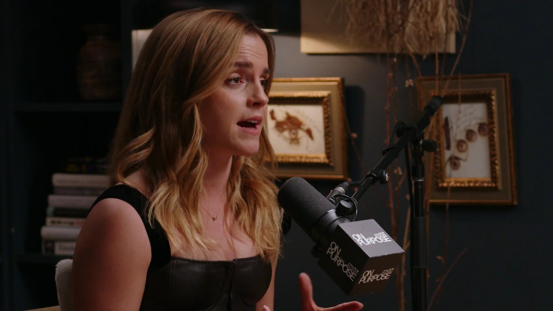 EmmaWatsonFan-dot-nl_2025OnPurposeWithJayShetty0080.jpg