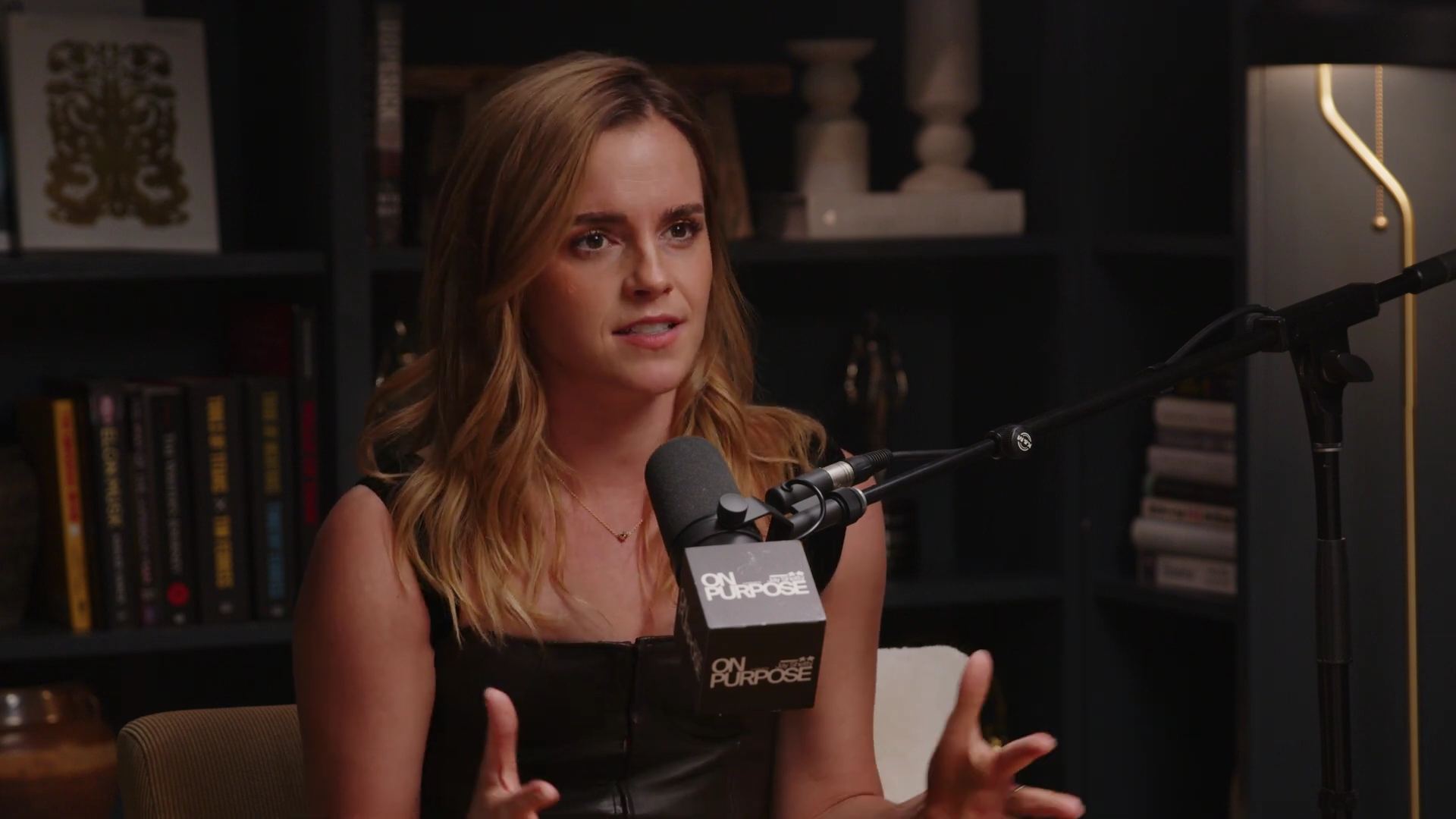 EmmaWatsonFan-dot-nl_2025OnPurposeWithJayShetty0136.jpg