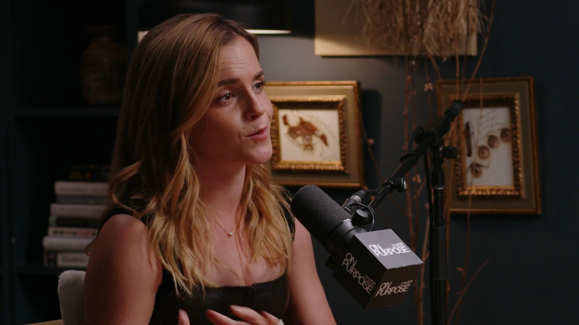 EmmaWatsonFan-dot-nl_2025OnPurposeWithJayShetty0151.jpg