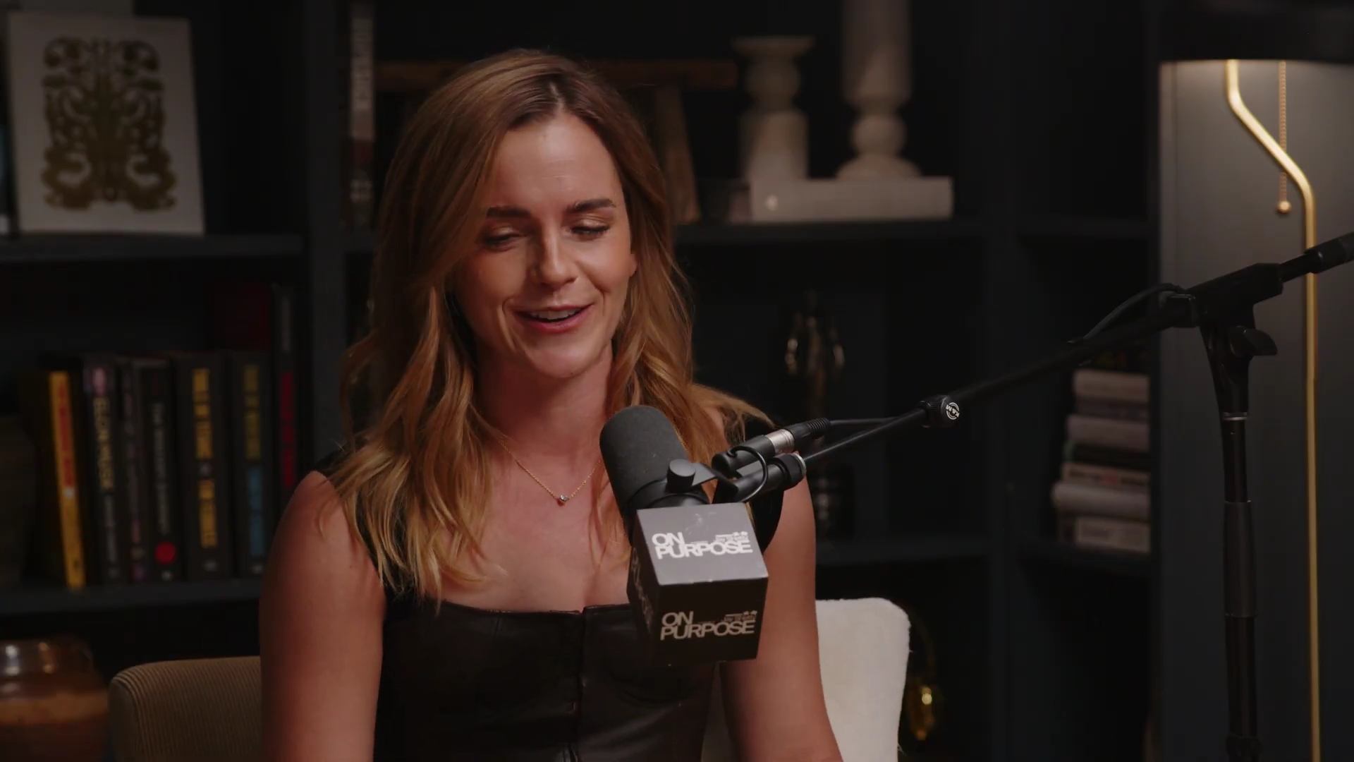 EmmaWatsonFan-dot-nl_2025OnPurposeWithJayShetty0234.jpg