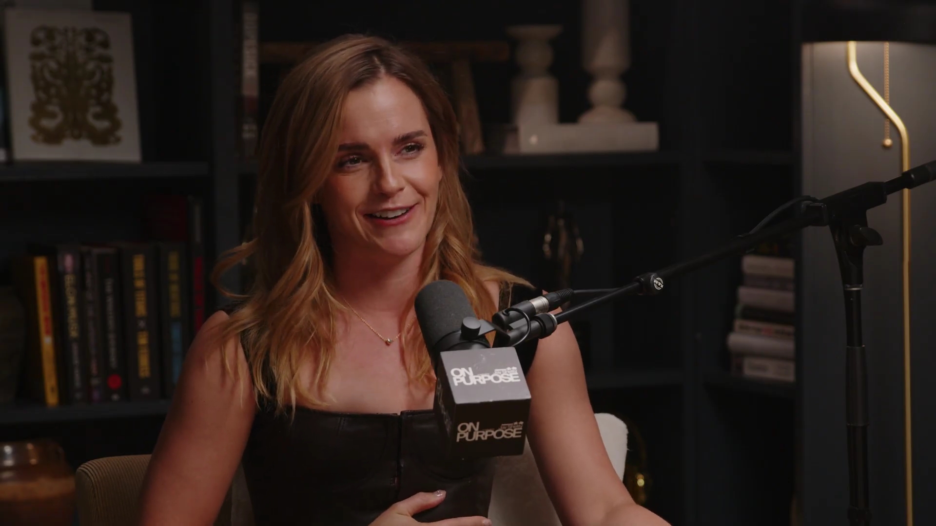 EmmaWatsonFan-dot-nl_2025OnPurposeWithJayShetty0273.jpg