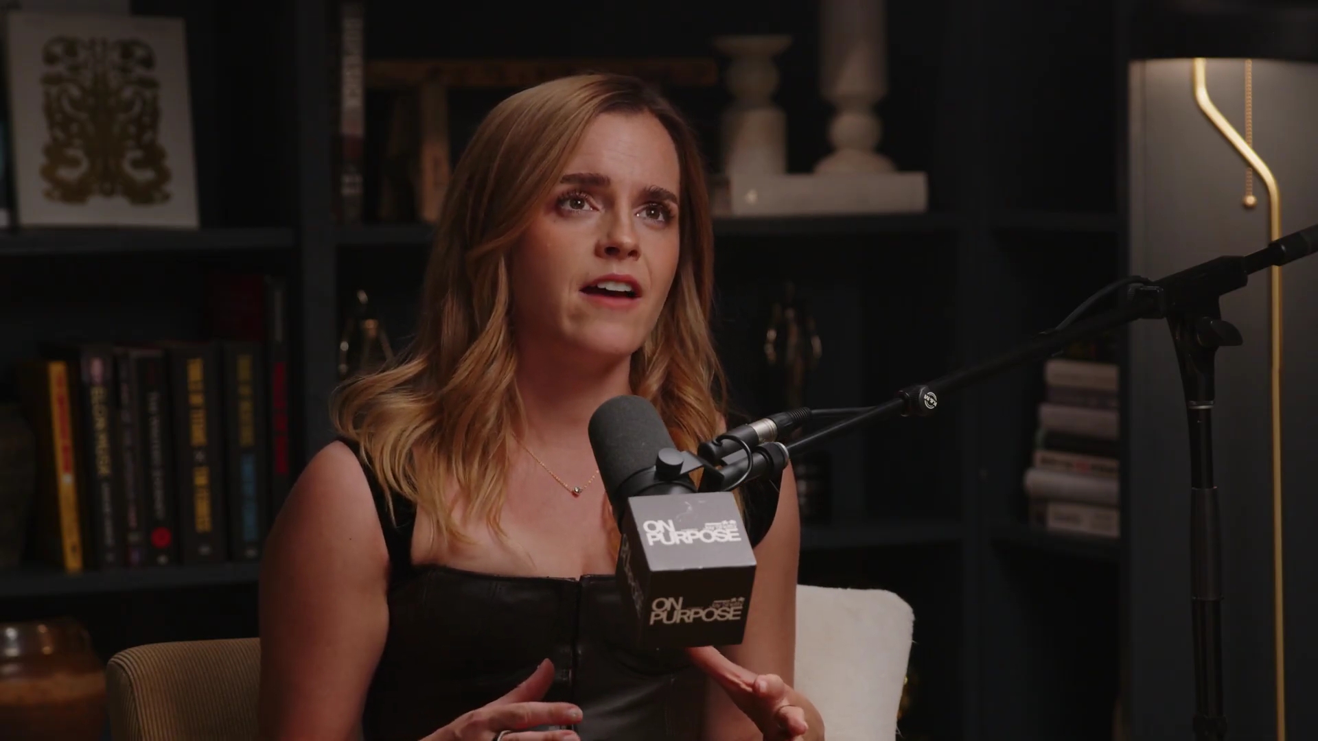 EmmaWatsonFan-dot-nl_2025OnPurposeWithJayShetty0812.jpg