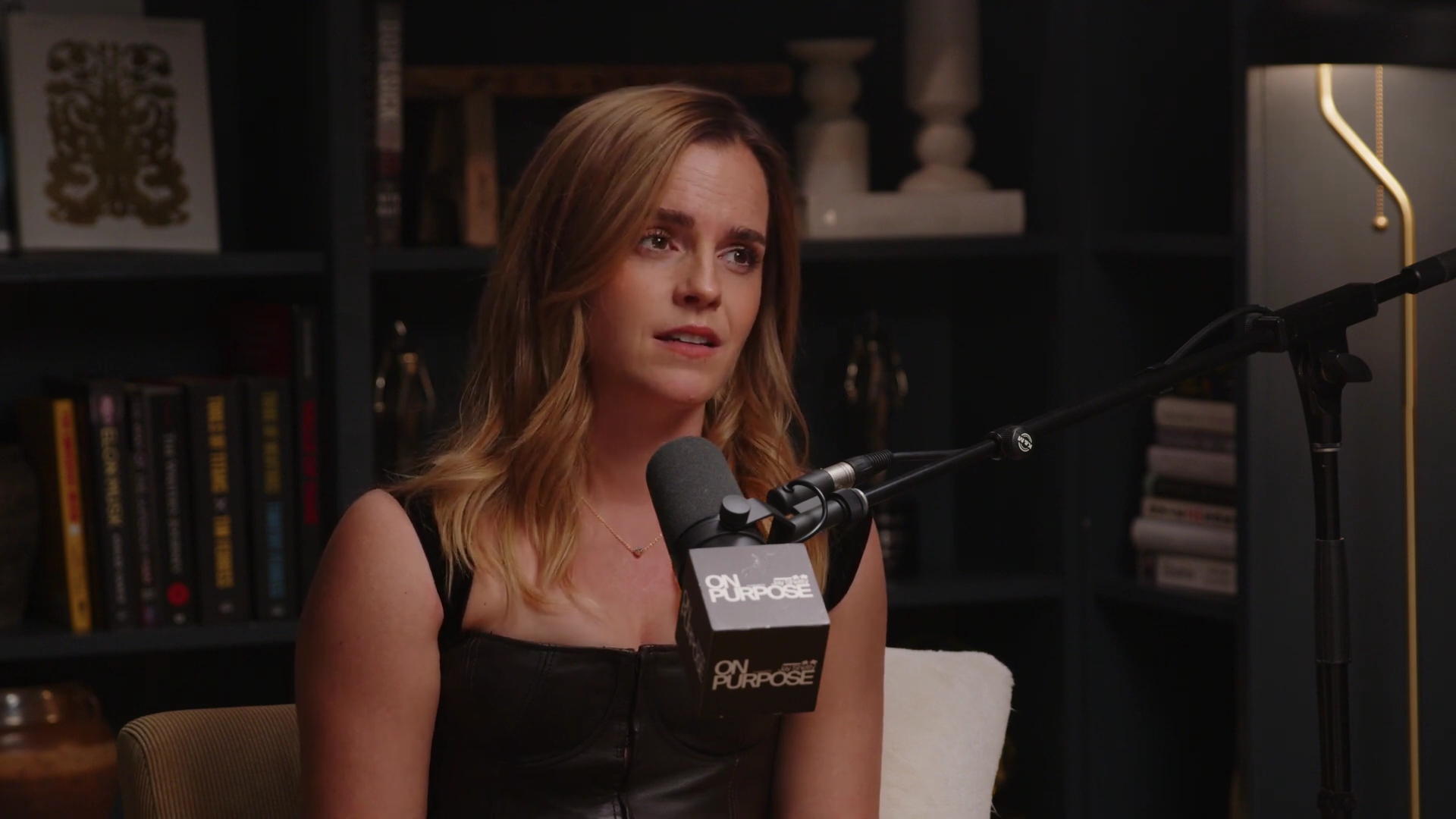 EmmaWatsonFan-dot-nl_2025OnPurposeWithJayShetty1048.jpg