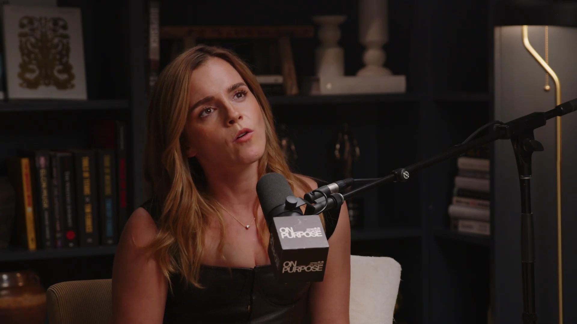 EmmaWatsonFan-dot-nl_2025OnPurposeWithJayShetty1072.jpg