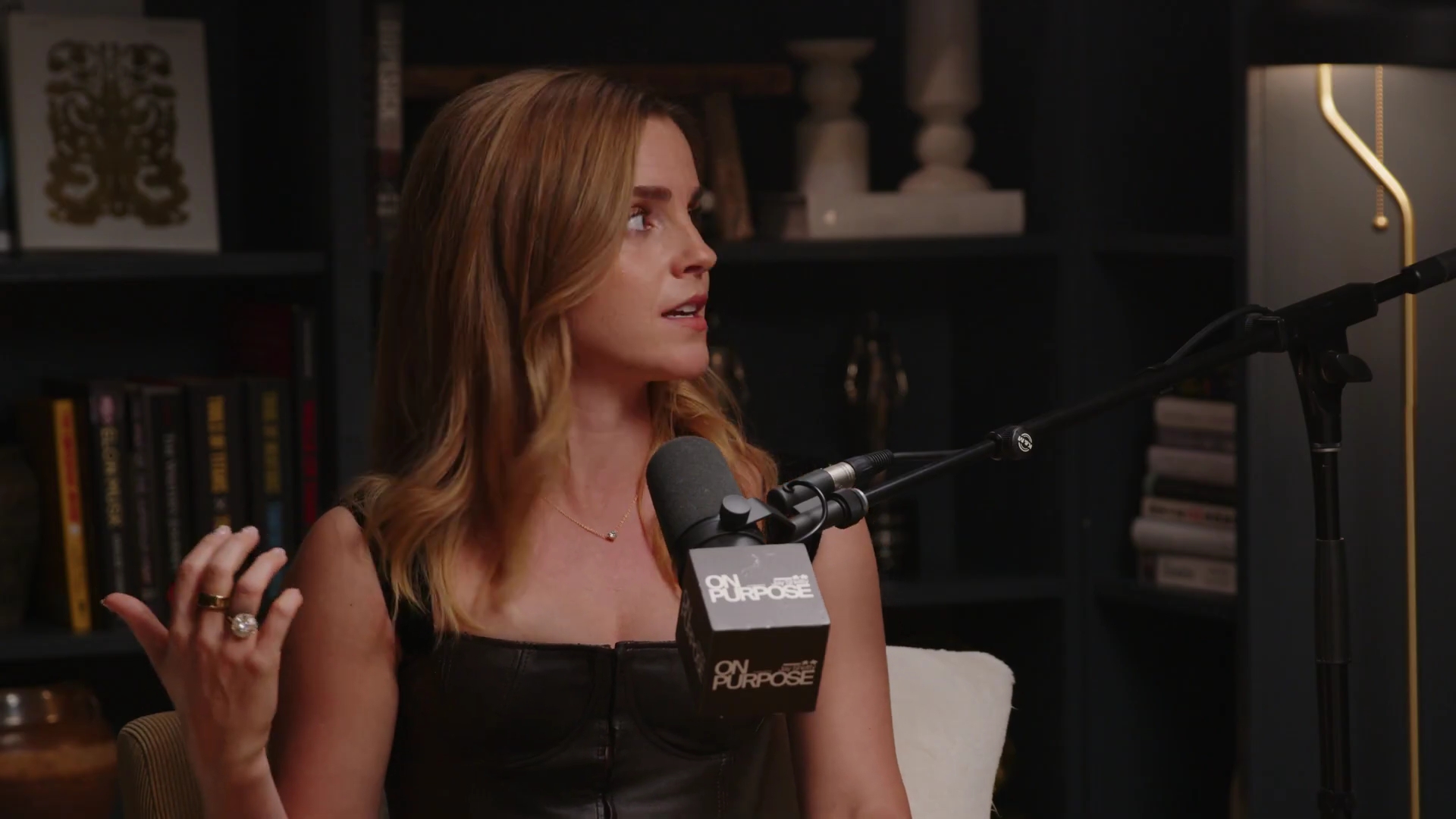 EmmaWatsonFan-dot-nl_2025OnPurposeWithJayShetty1344.jpg