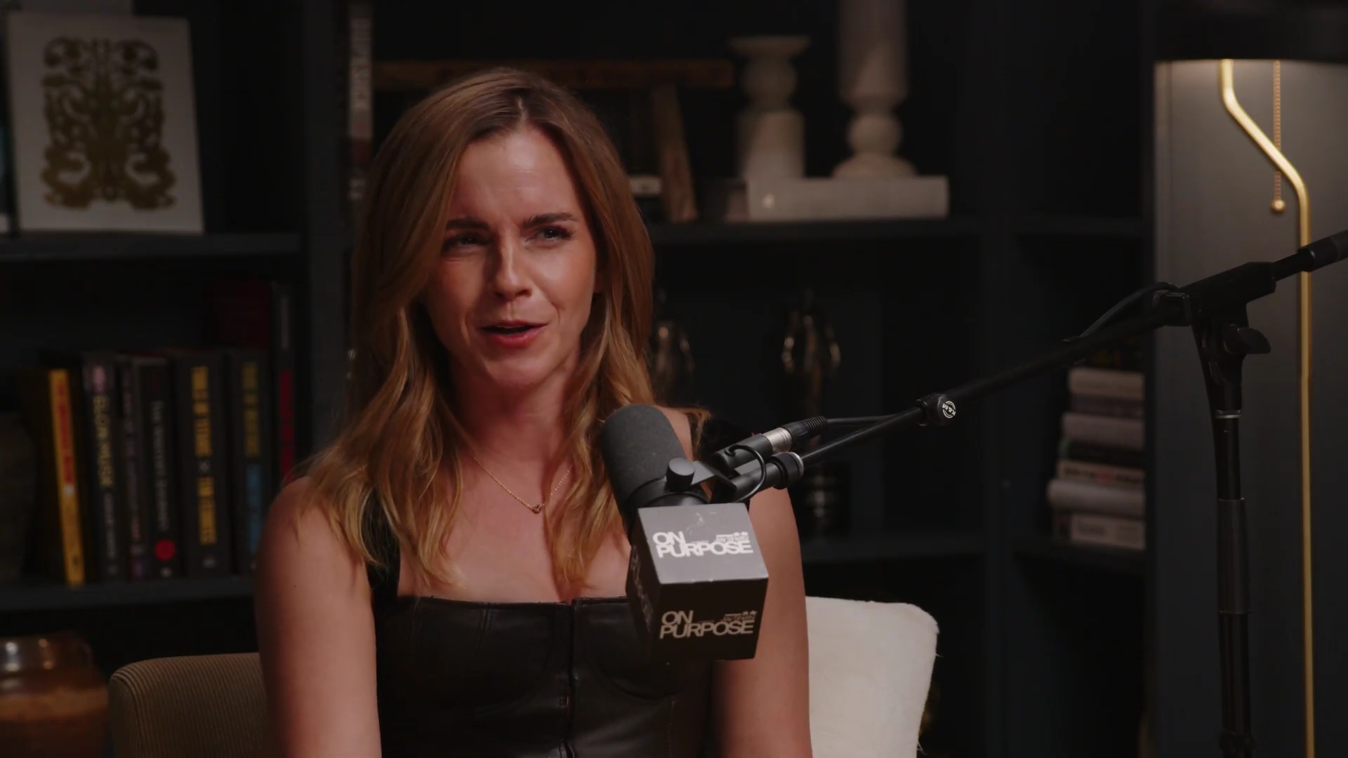 EmmaWatsonFan-dot-nl_2025OnPurposeWithJayShetty1424.jpg EmmaWatsonFan-dot-nl_2025OnPurposeWithJayShetty1424.jpg