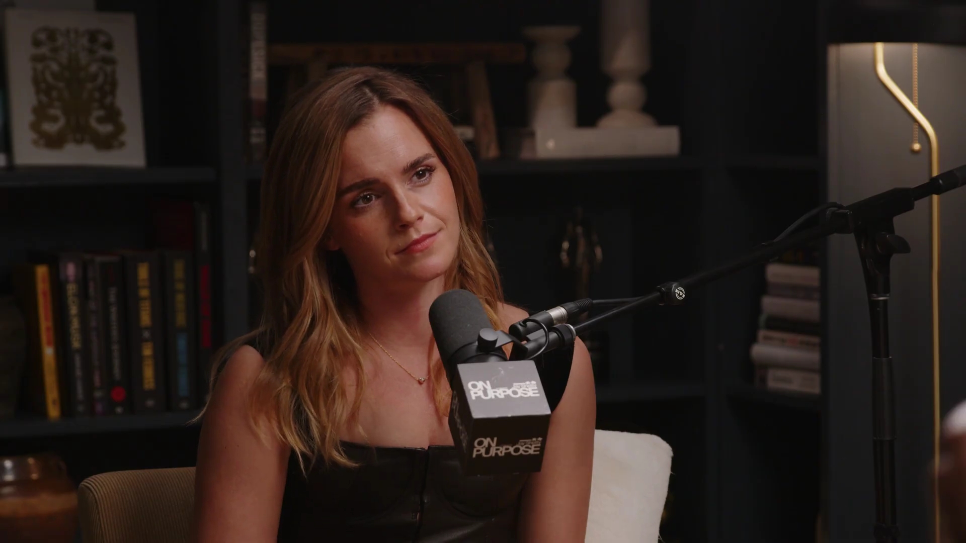 EmmaWatsonFan-dot-nl_2025OnPurposeWithJayShetty1454.jpg