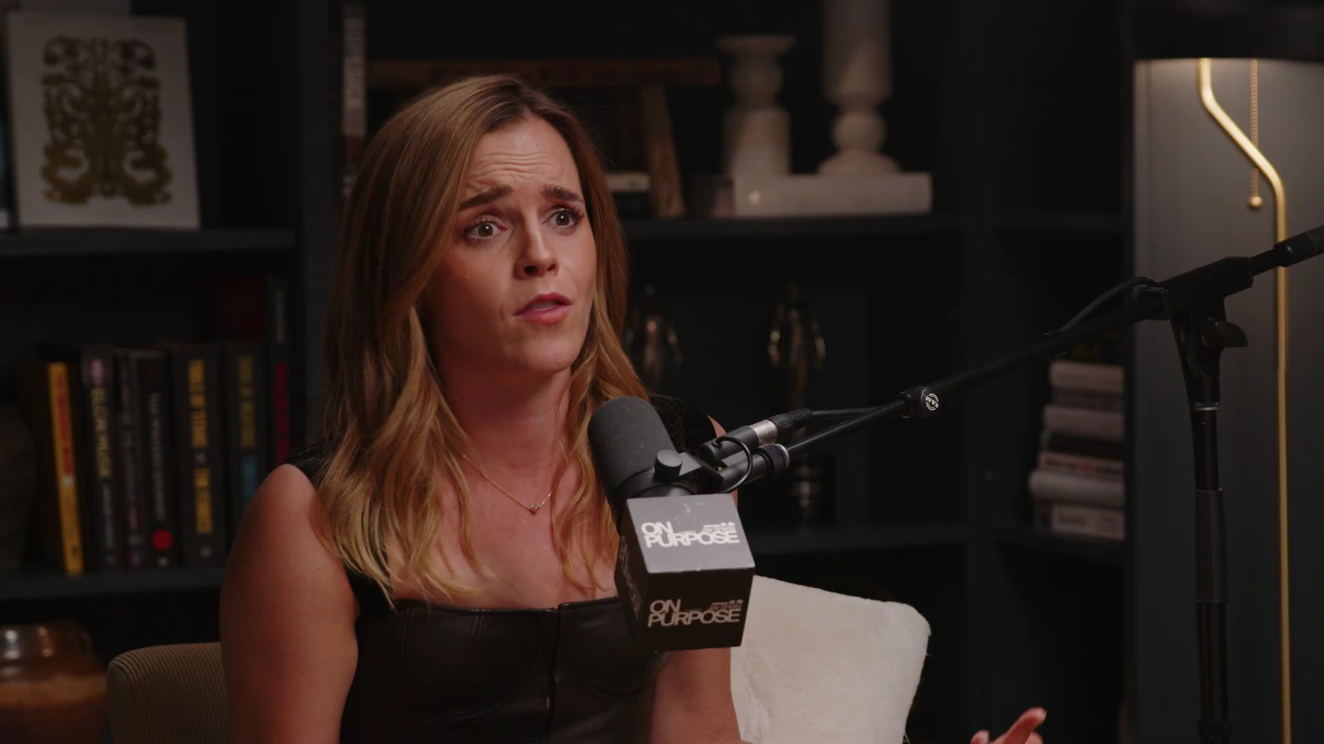 EmmaWatsonFan-dot-nl_2025OnPurposeWithJayShetty1737.jpg