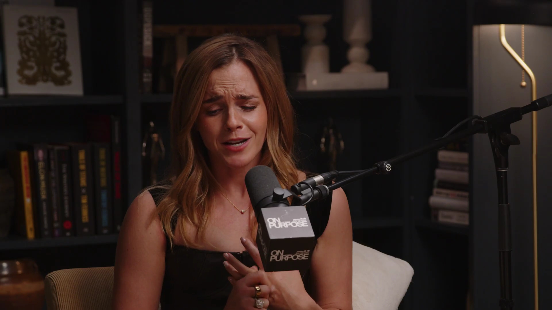 EmmaWatsonFan-dot-nl_2025OnPurposeWithJayShetty2281.jpg EmmaWatsonFan-dot-nl_2025OnPurposeWithJayShetty2281.jpg