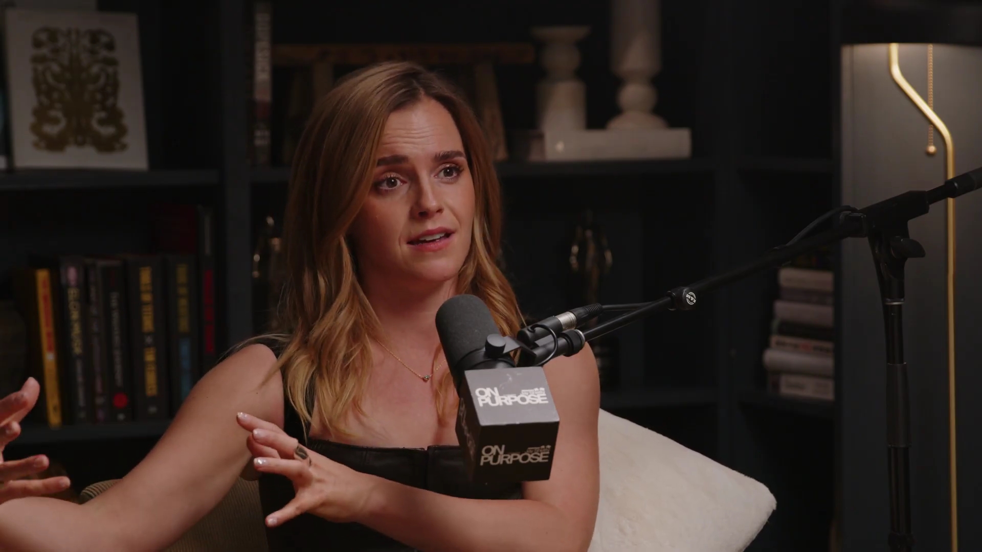 EmmaWatsonFan-dot-nl_2025OnPurposeWithJayShetty2300.jpg EmmaWatsonFan-dot-nl_2025OnPurposeWithJayShetty2300.jpg